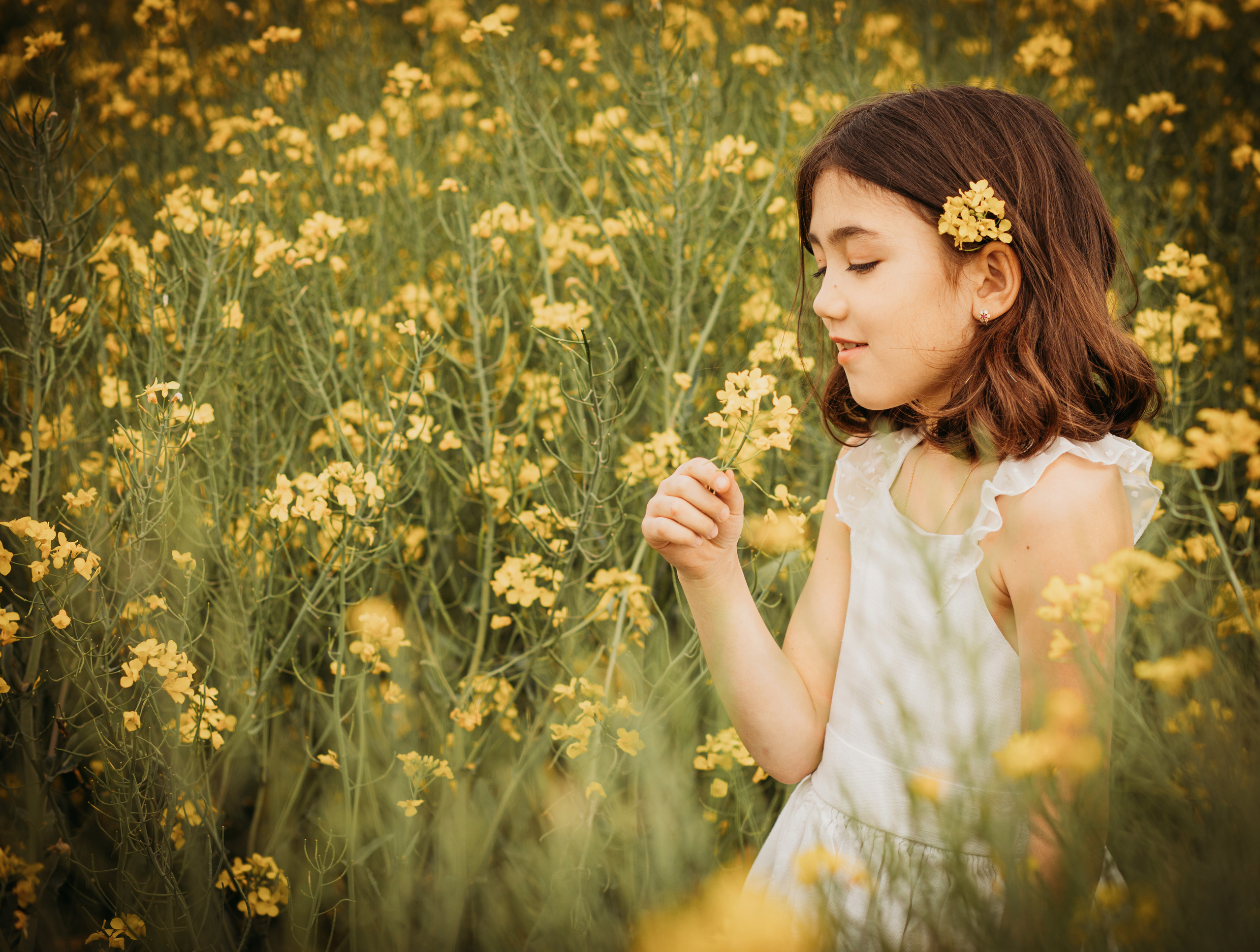 Spring Blossom. Family photographer in Geneva Switzerland Anastasiia Francuzova. Семей