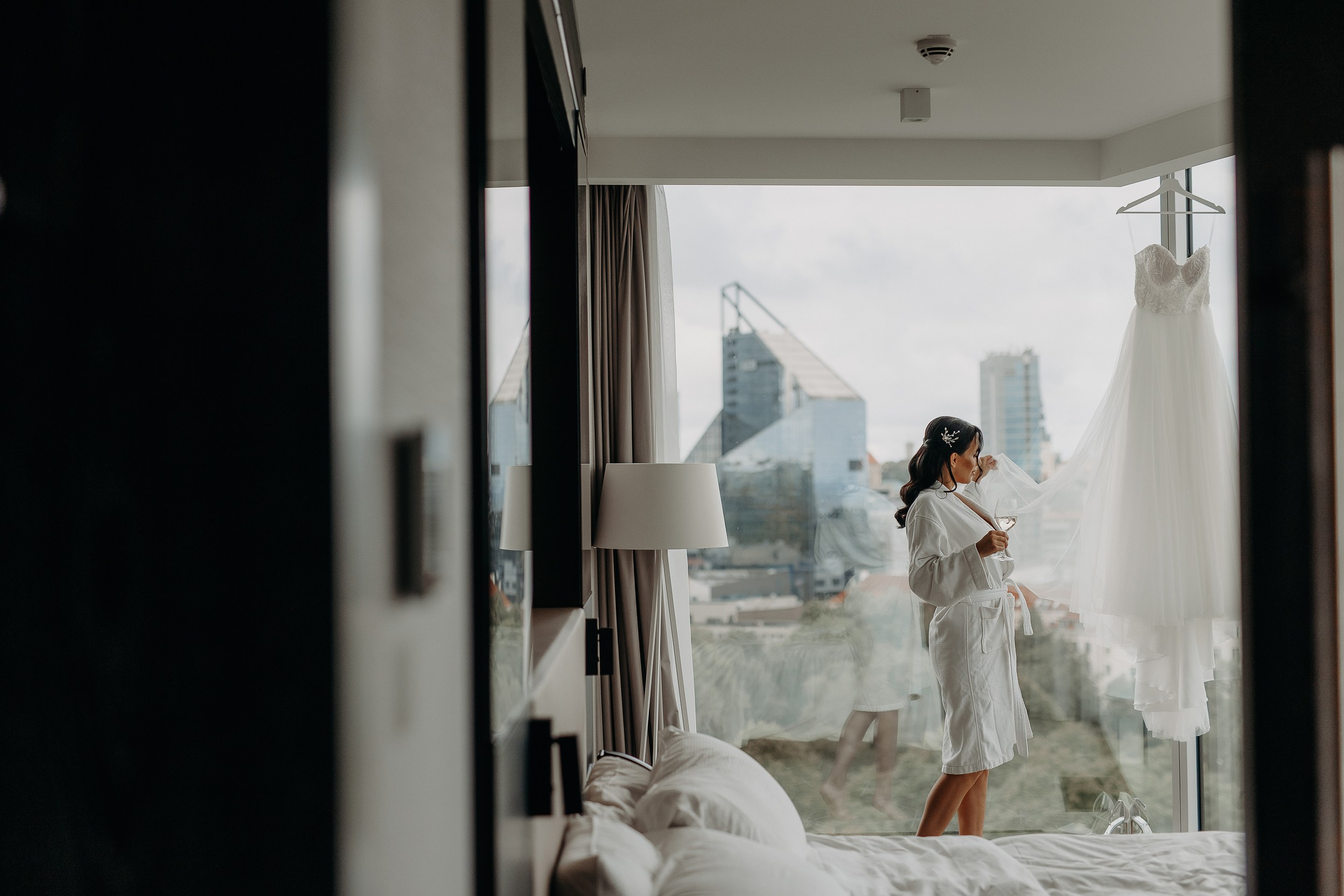 Wedding Photographer Alina Vok — профессиональный свадебный фотограф, работающий в Эстонии и по всей Европе