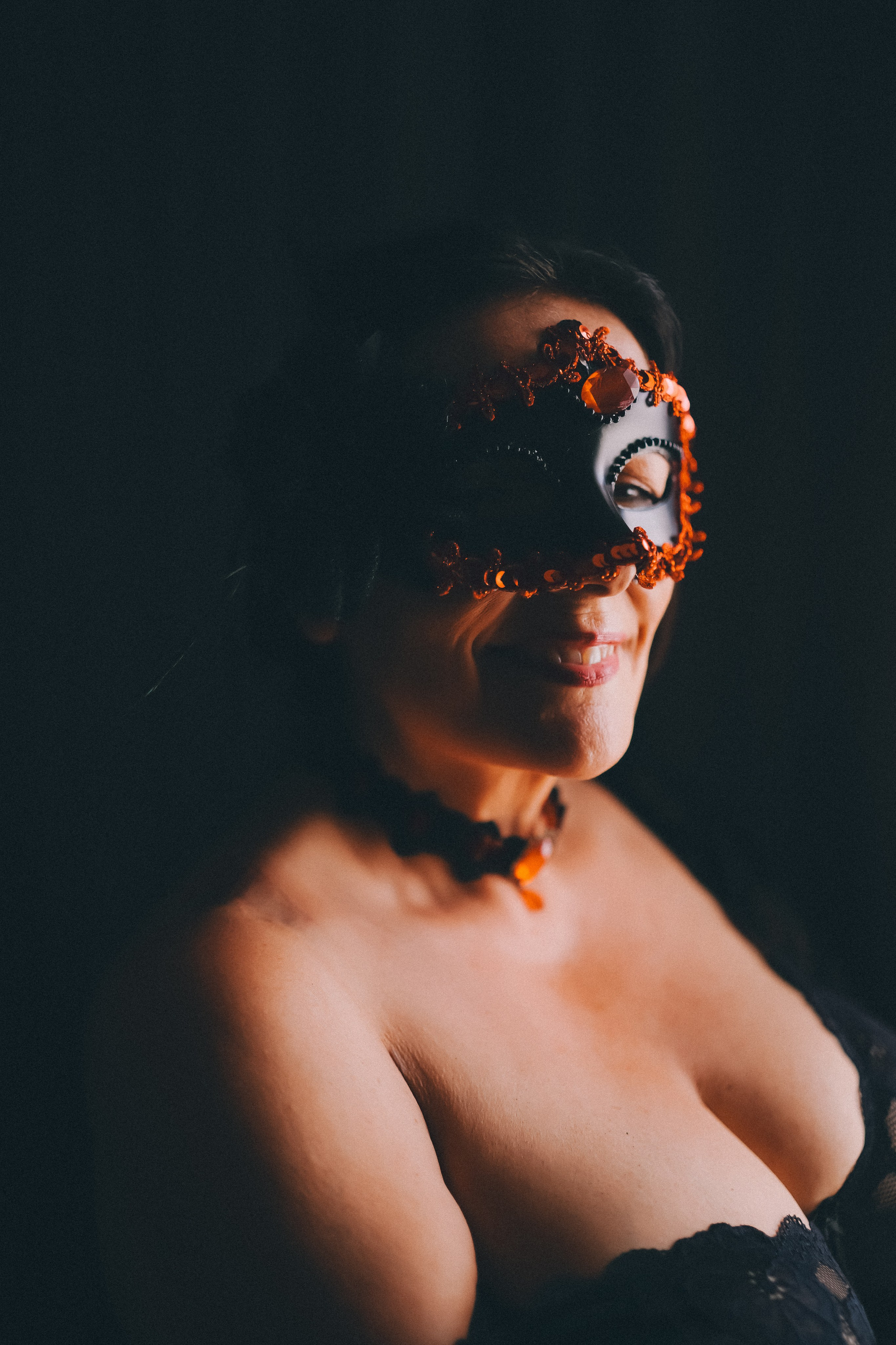 Netty Boudoir. Creative Family, Brand, Boudoir and Wedding Photographer in Solihull & Birmingham Irina Zoteeva