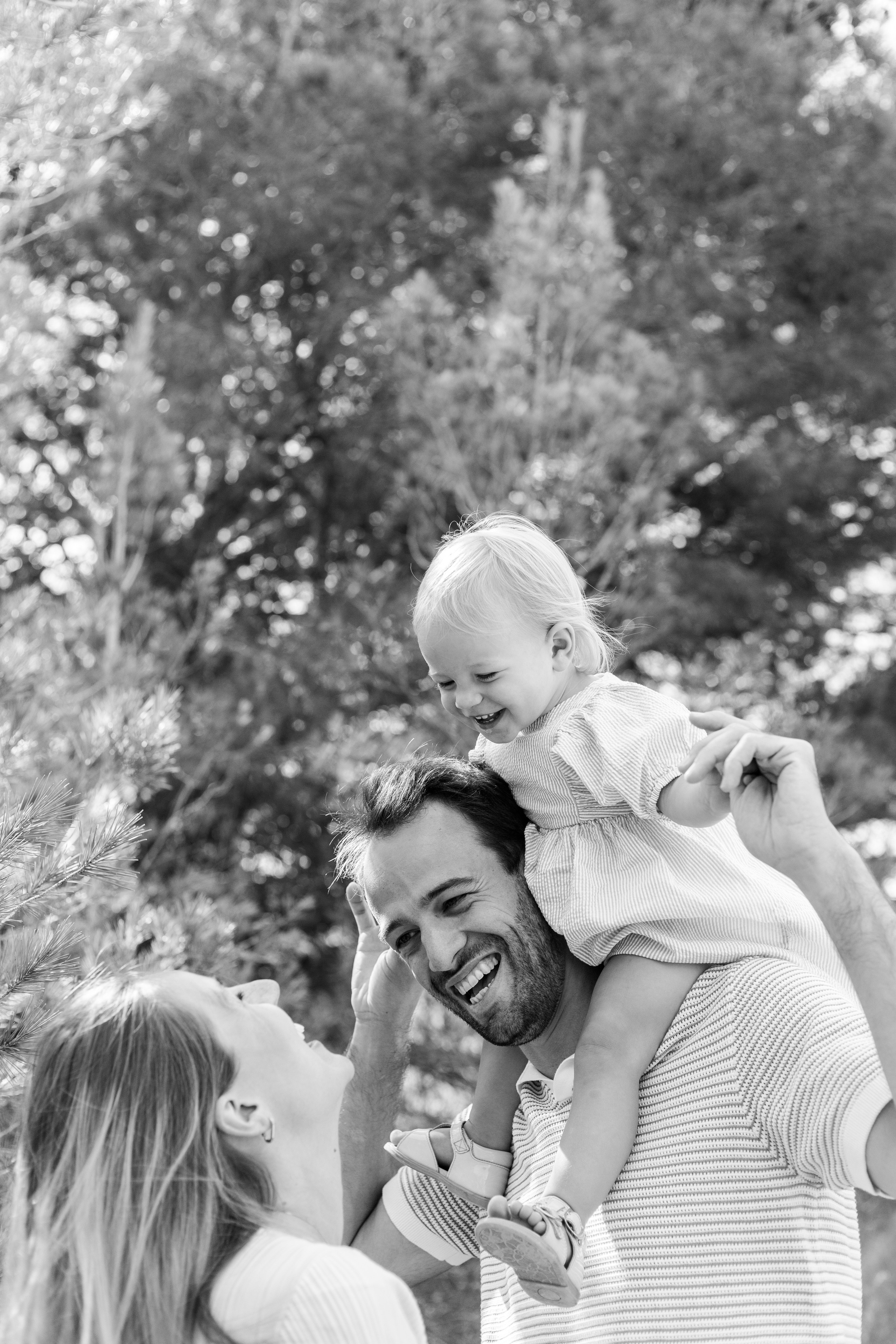 Elise et sa famille. Studio photo « Partage ton bonheur » – Photographe famille près de Châtellerault, Poitiers et Tours