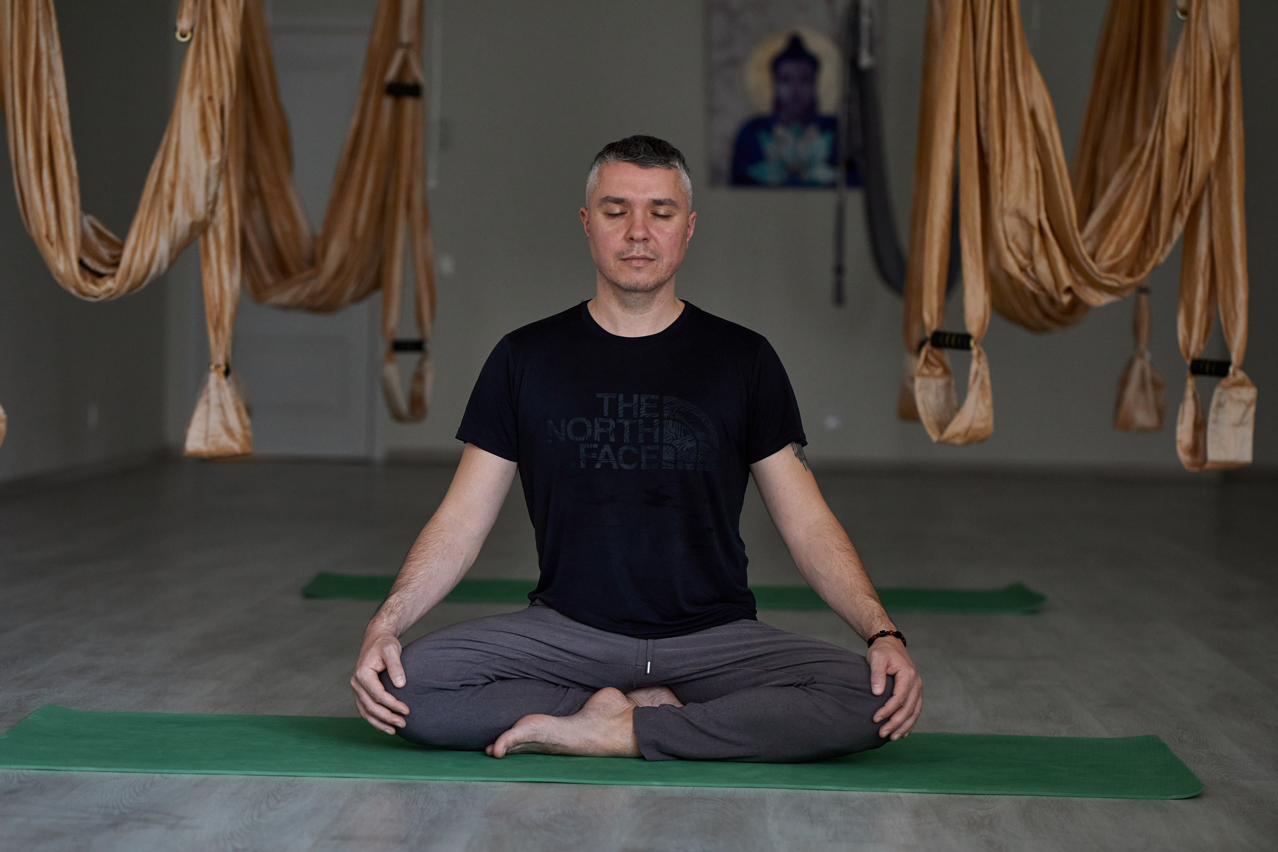 Практика в Yoga Shahi Center. Photographer in Baku Kamran Enceladus