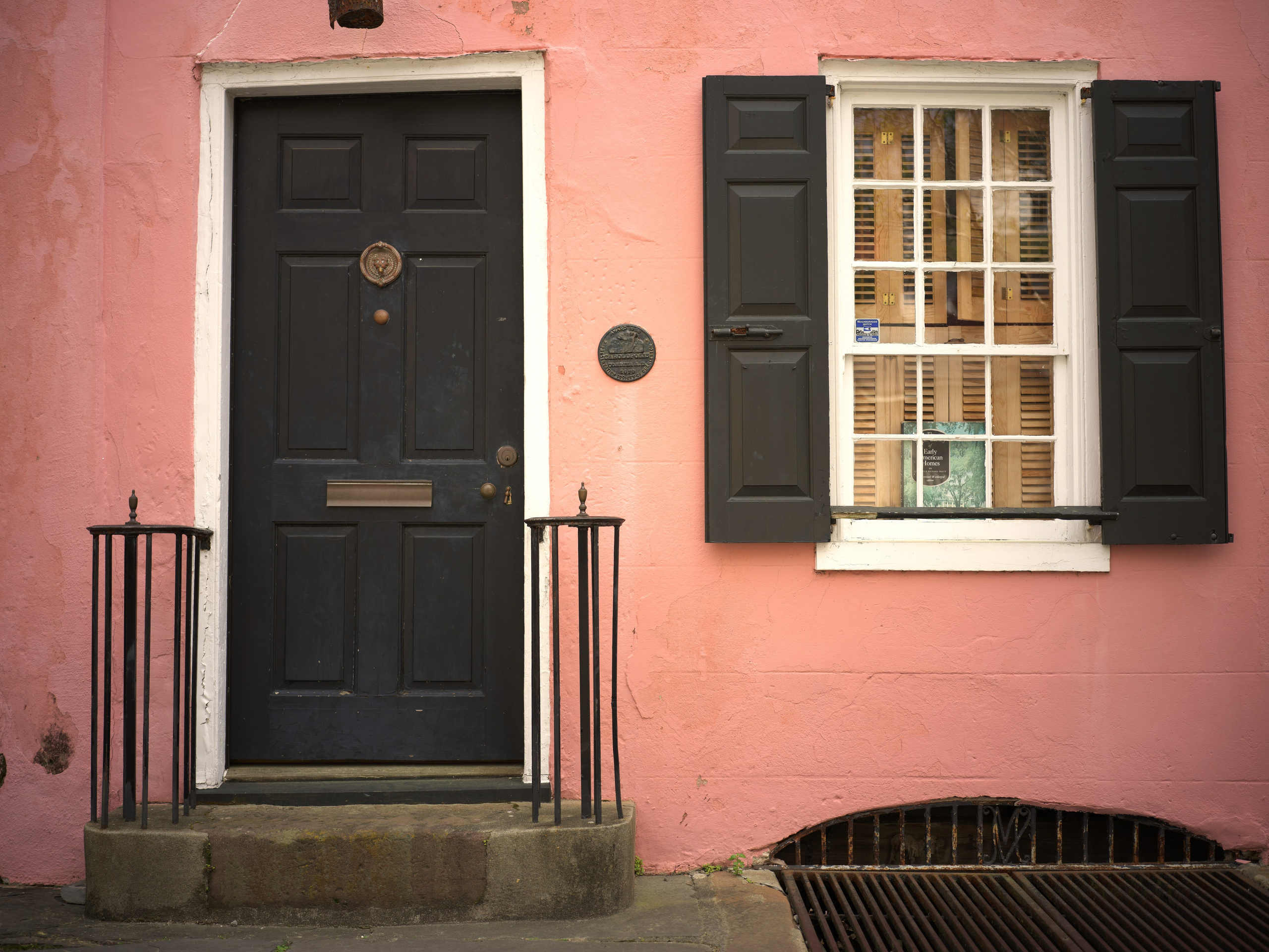 Colour. Sonny Photos