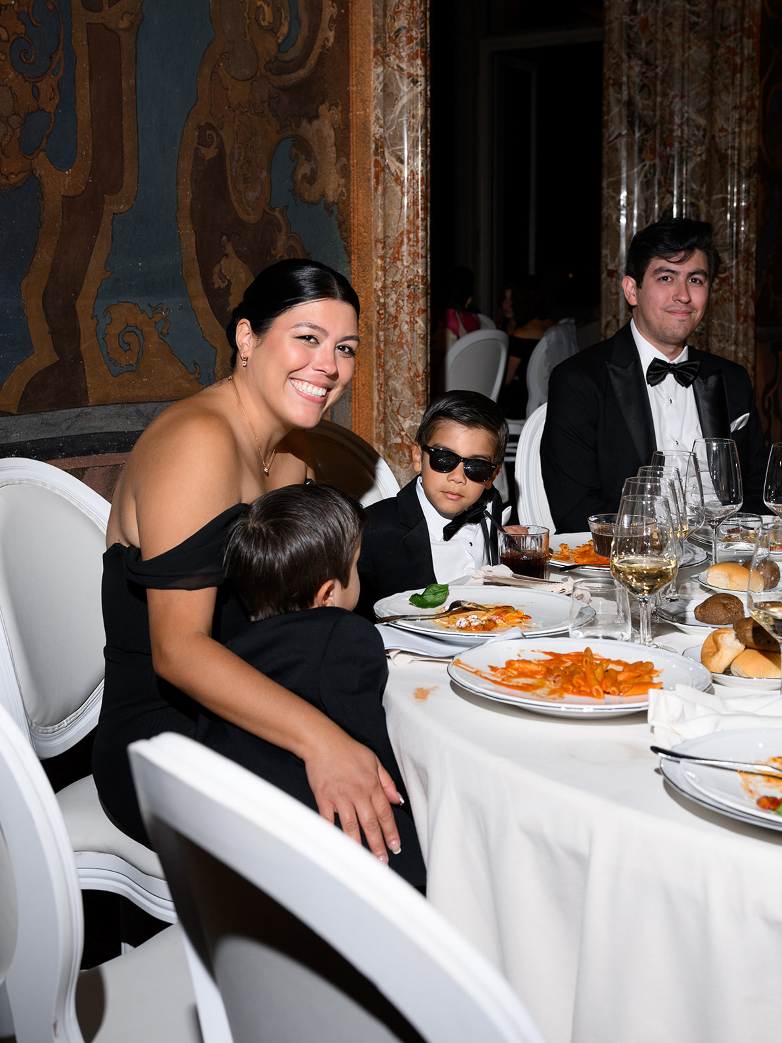 SYDNEY & REED. Bakasphoto wedding and lifestyle photography Latvia and Worldwide