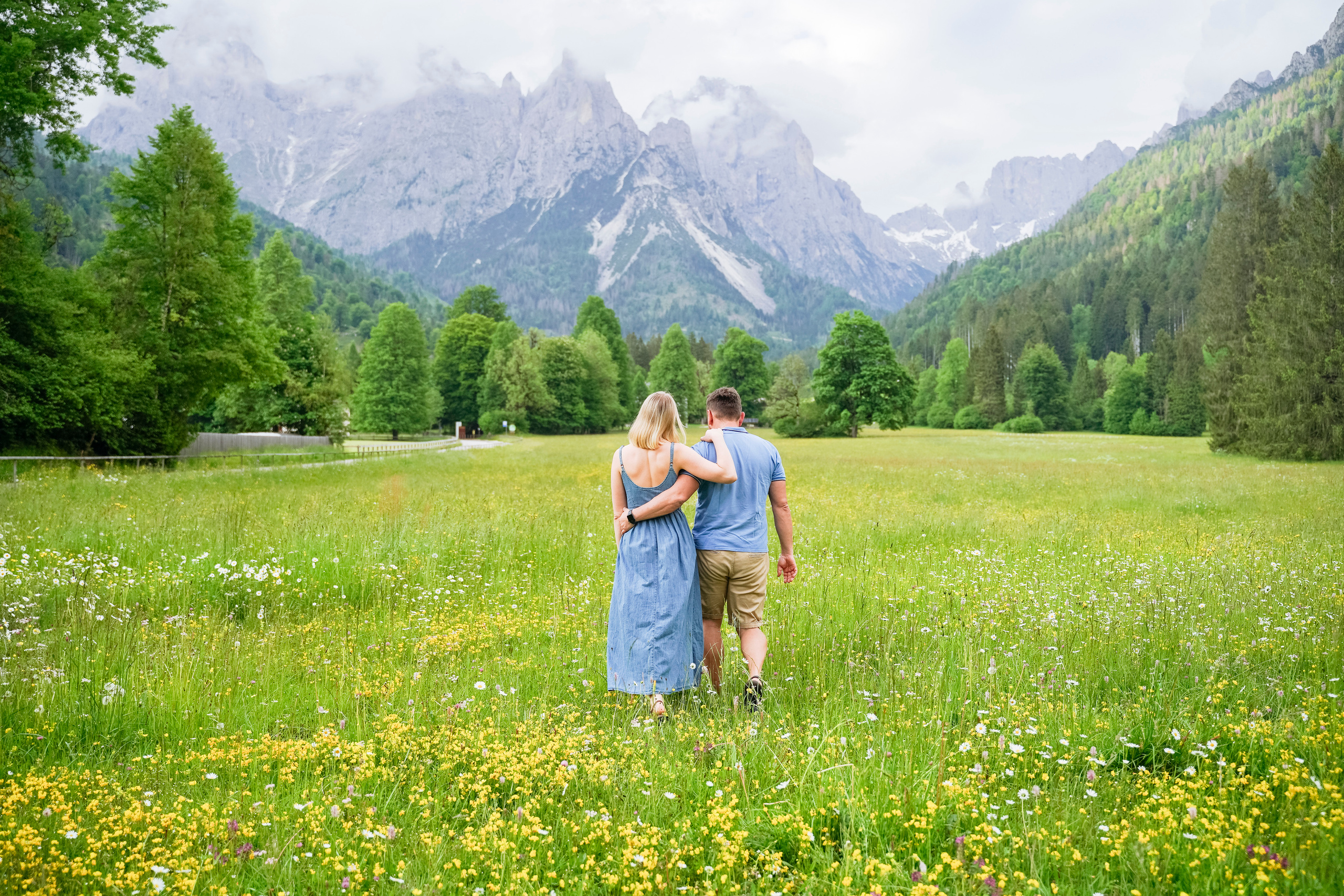 Margarita and Andrei with daughters. Nina Janeckova Fotografin und Videografin am Bodensee