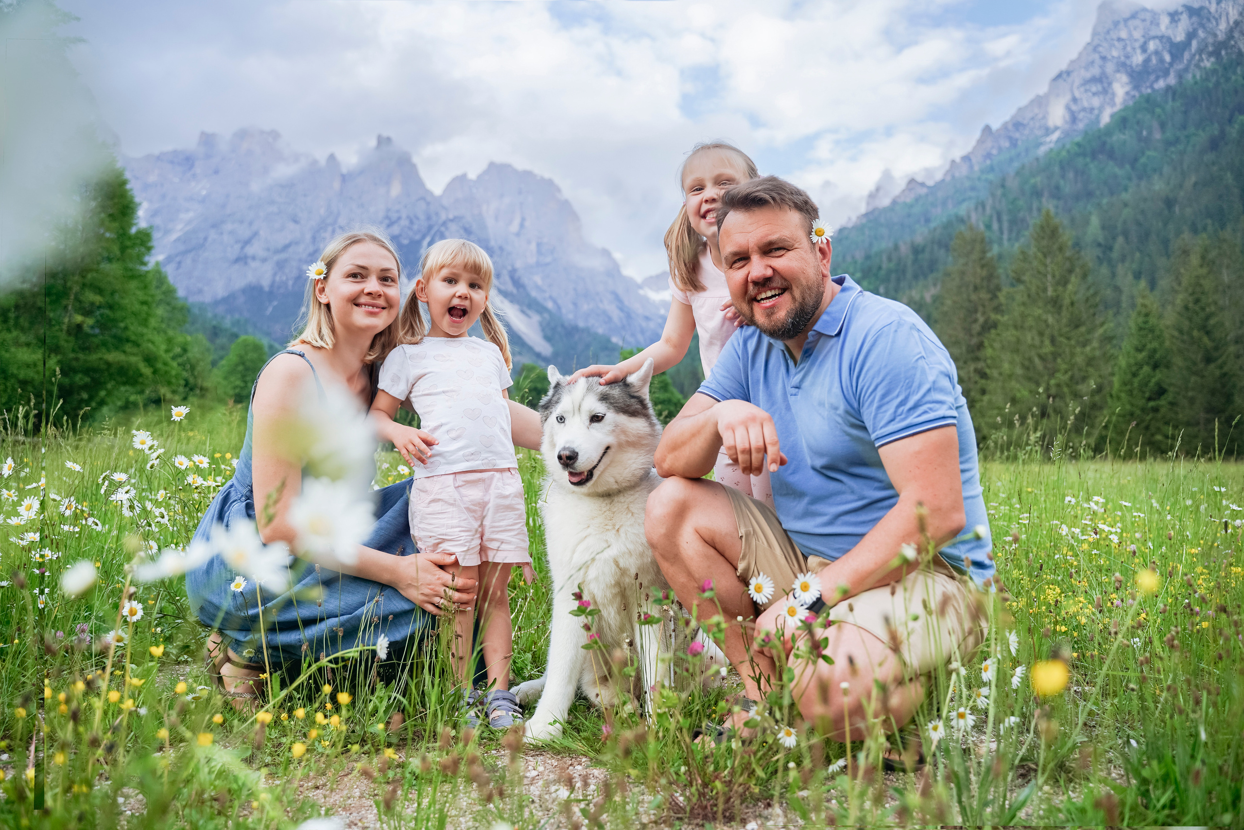 Margarita and Andrei with daughters. Nina Janeckova Fotografin und Videografin am Bodensee