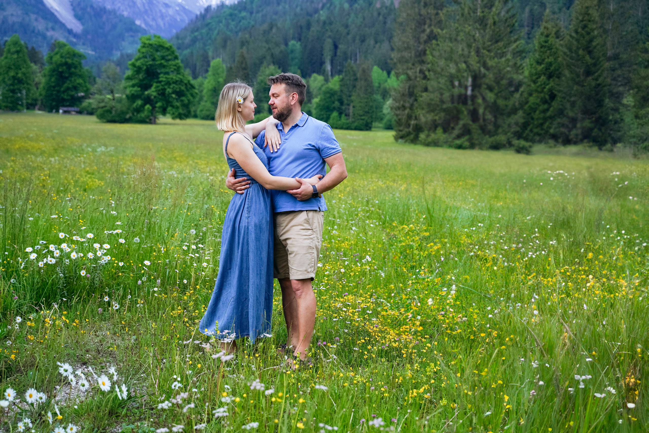 Margarita and Andrei with daughters. Nina Janeckova Fotografin und Videografin am Bodensee