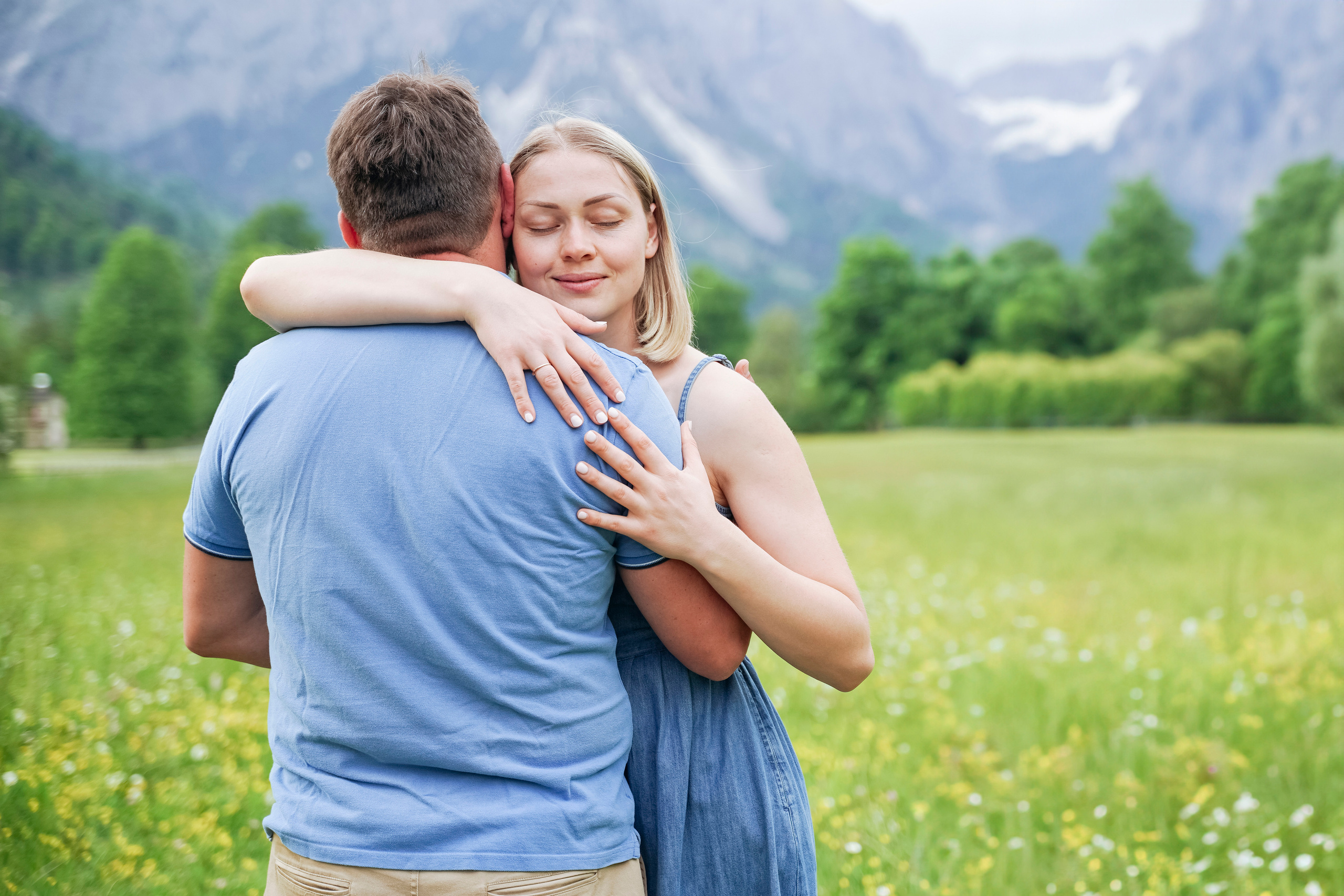 Margarita and Andrei with daughters. Nina Janeckova Fotografin und Videografin am Bodensee