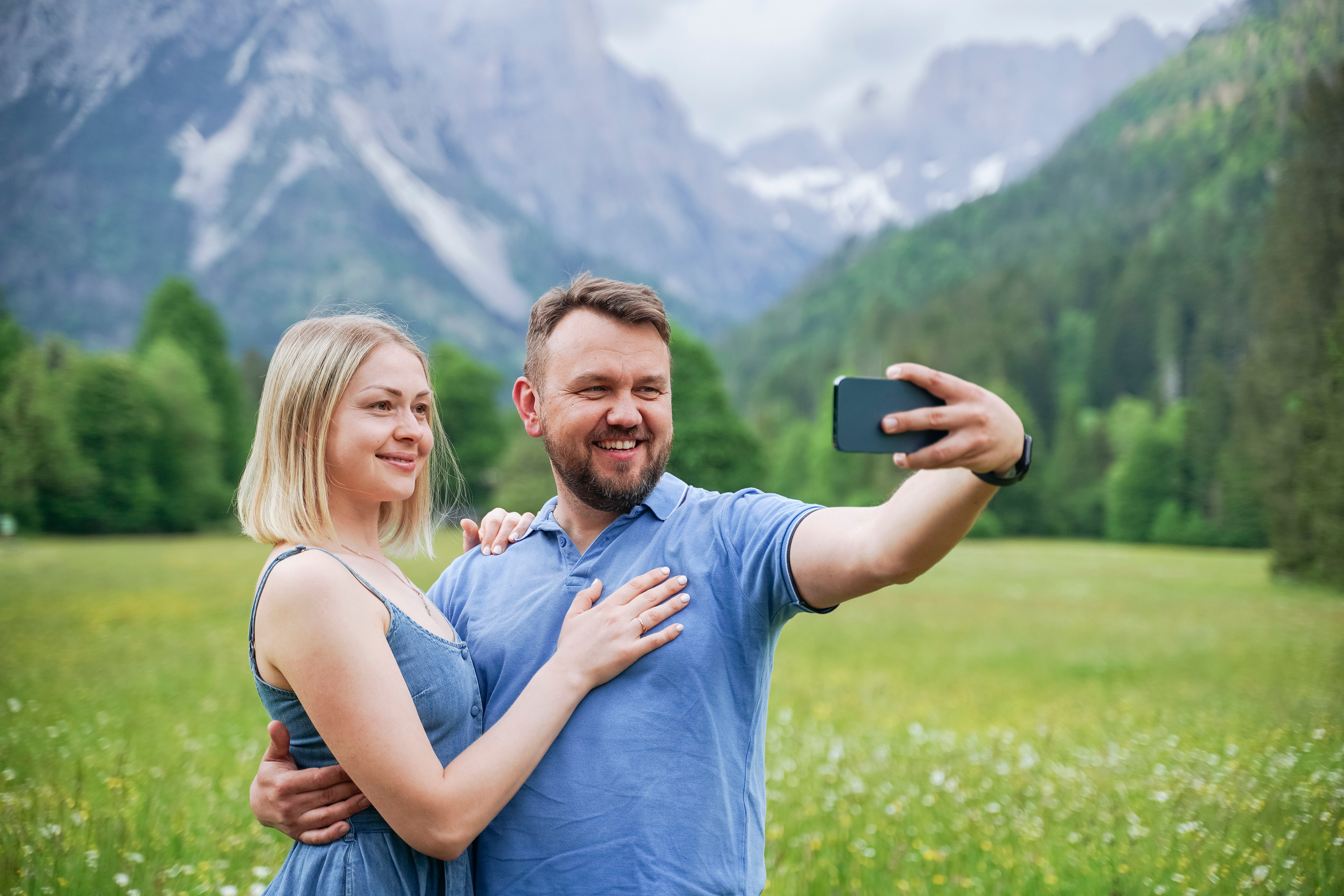 Margarita and Andrei with daughters. Nina Janeckova Fotografin und Videografin am Bodensee