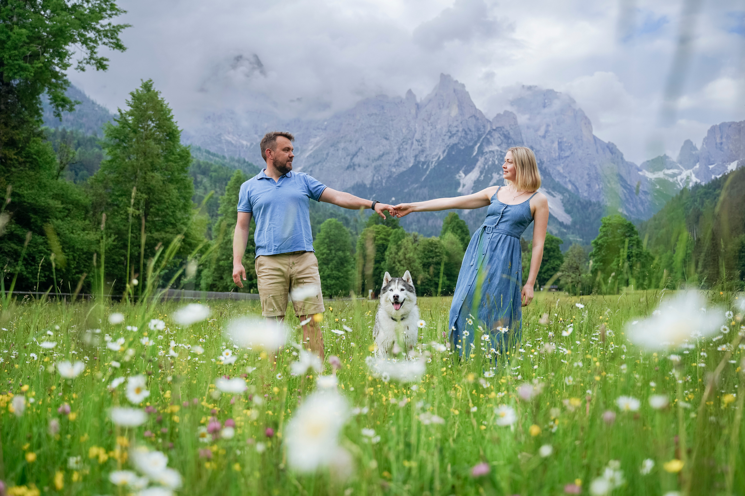 Margarita and Andrei with daughters. Nina Janeckova Fotografin und Videografin am Bodensee