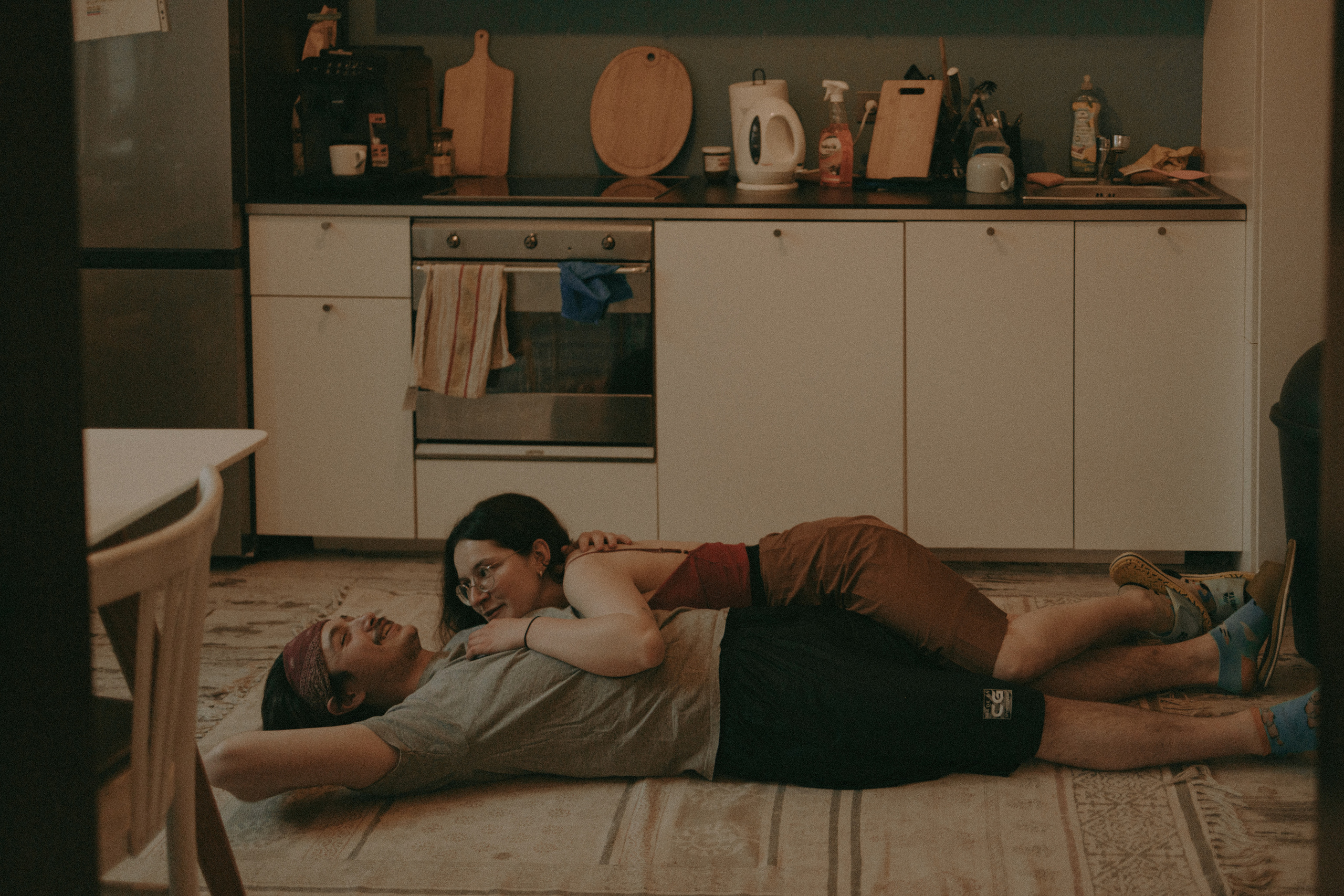 Samolot do raju: sesja miłosna dla zespołu KAST. Fo.tosia