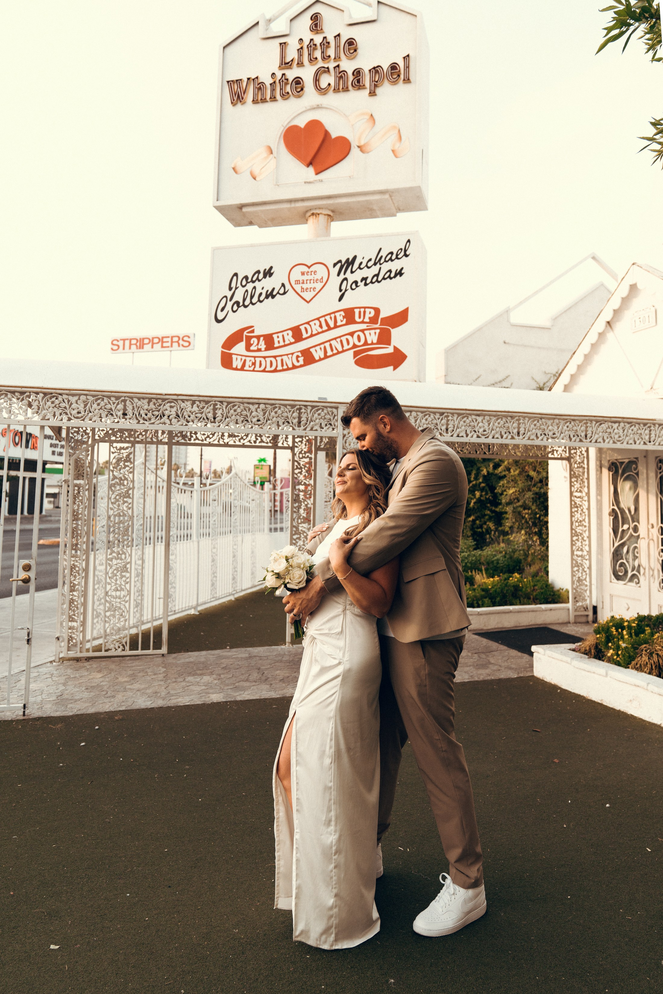 Samanta&Jacob. Wedding & elopement photographer Viktoriya Kravtsov. Las Vegas