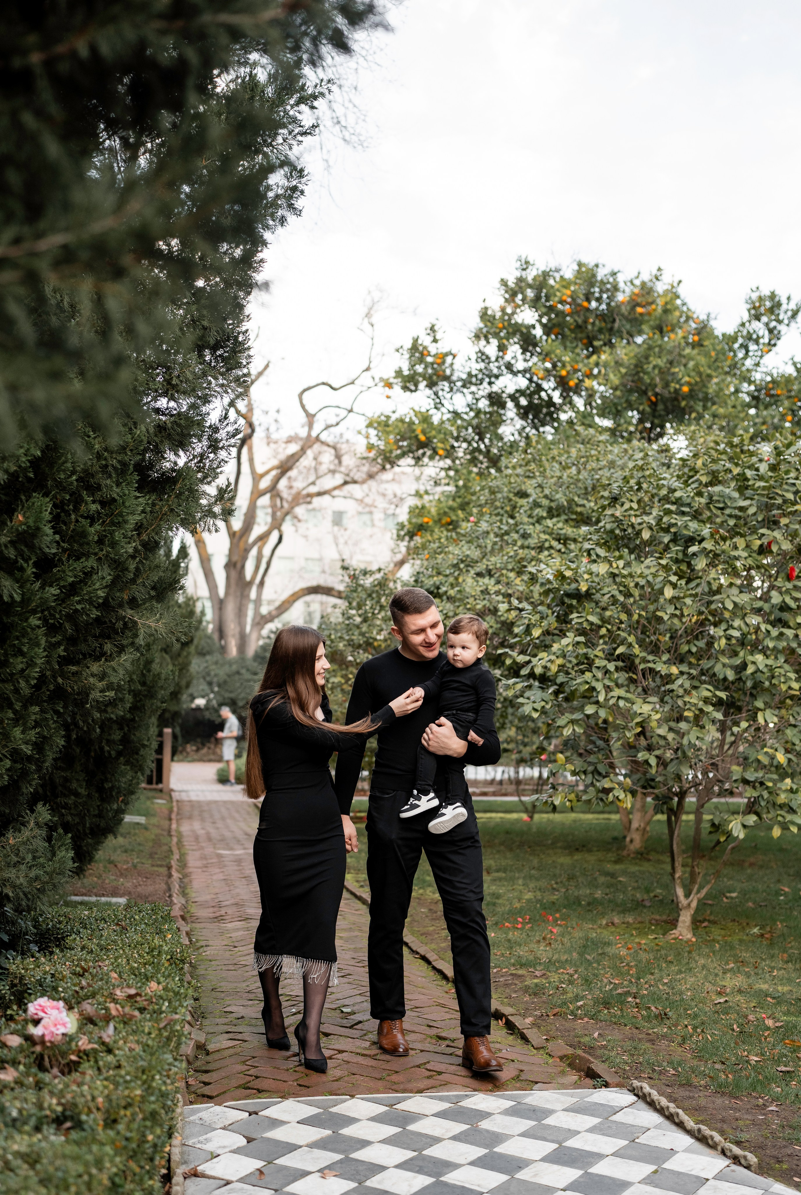 Artem, Nadia & Elisha. Family photographer in Sacramento | Sofia Pavenko