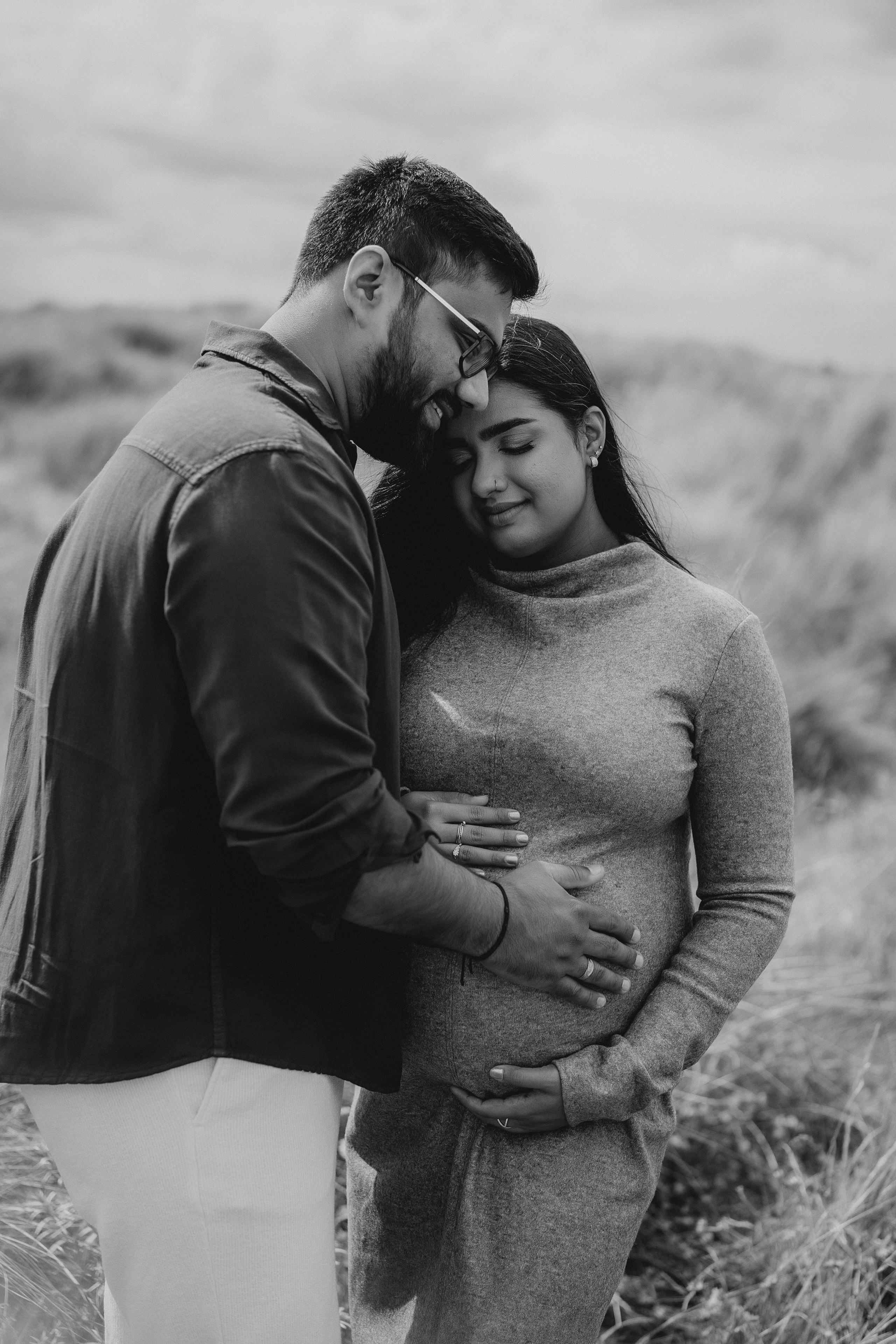 Meera: Bull island. Maternity/Love story/Wedding photographer