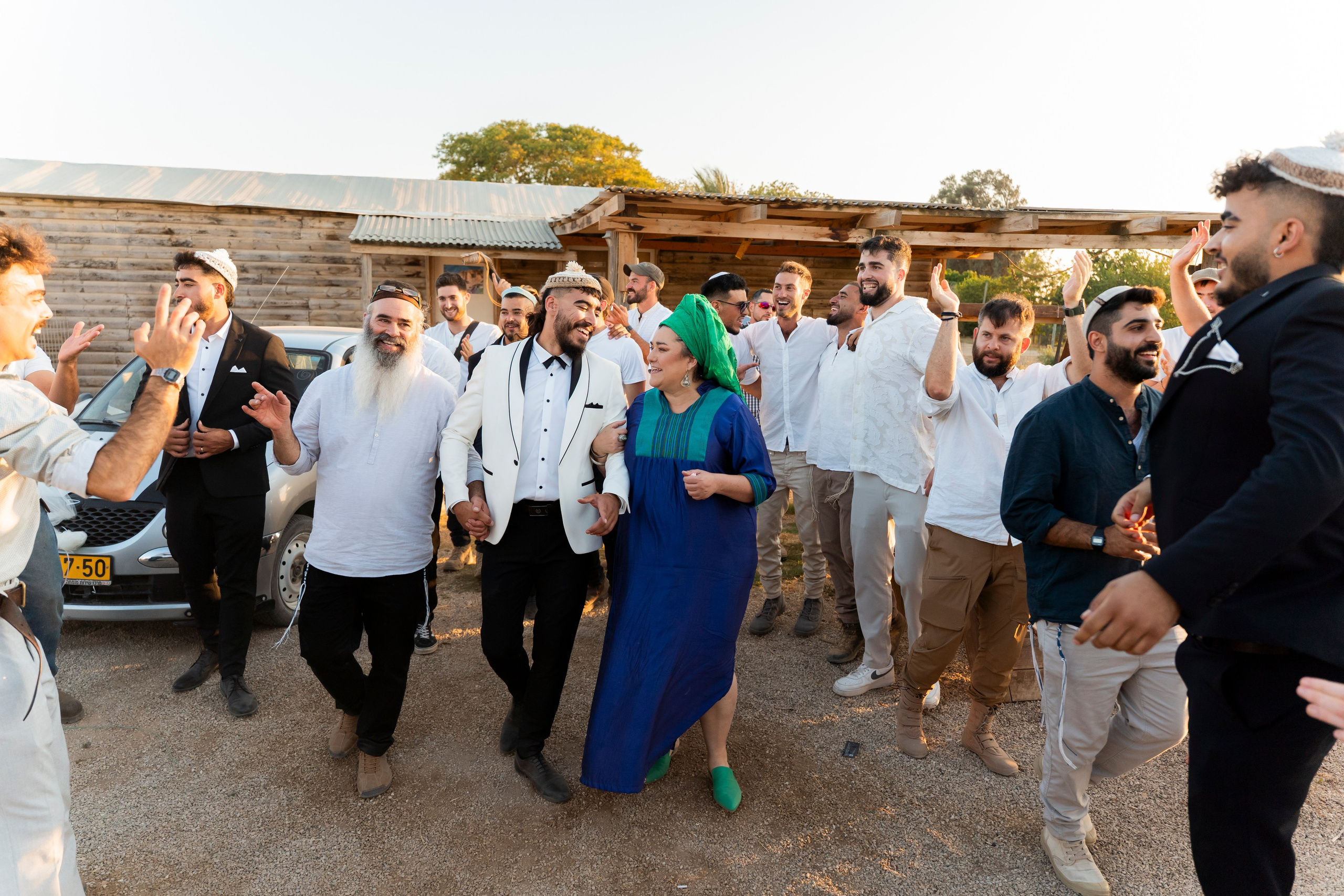 אביה ואחיה. יוסף מזרחי צילום חתונה, ברית וזוגיות. צלם מקצועי שאוהב להוציא אתכם הכי יפים ברגעים הכי מרגשים