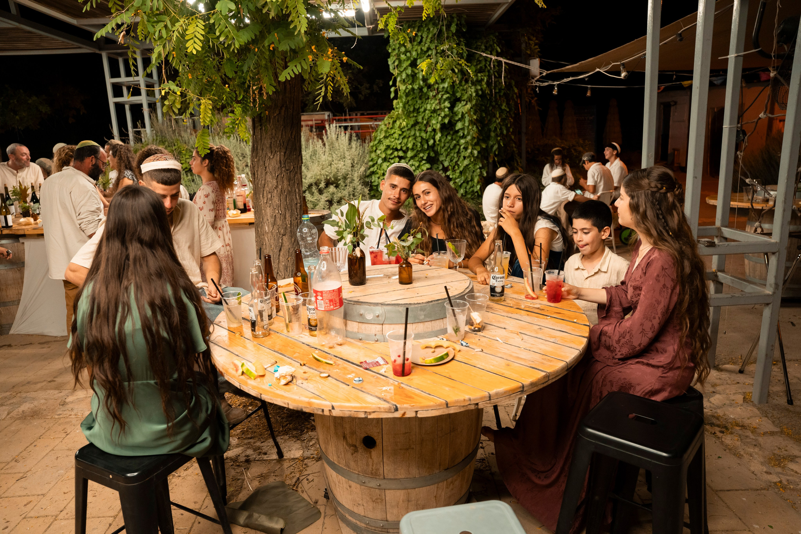 עדן ושלהבת. יוסף מזרחי צילום חתונה, ברית וזוגיות. צלם מקצועי שאוהב להוציא אתכם הכי יפים ברגעים הכי מרגשים