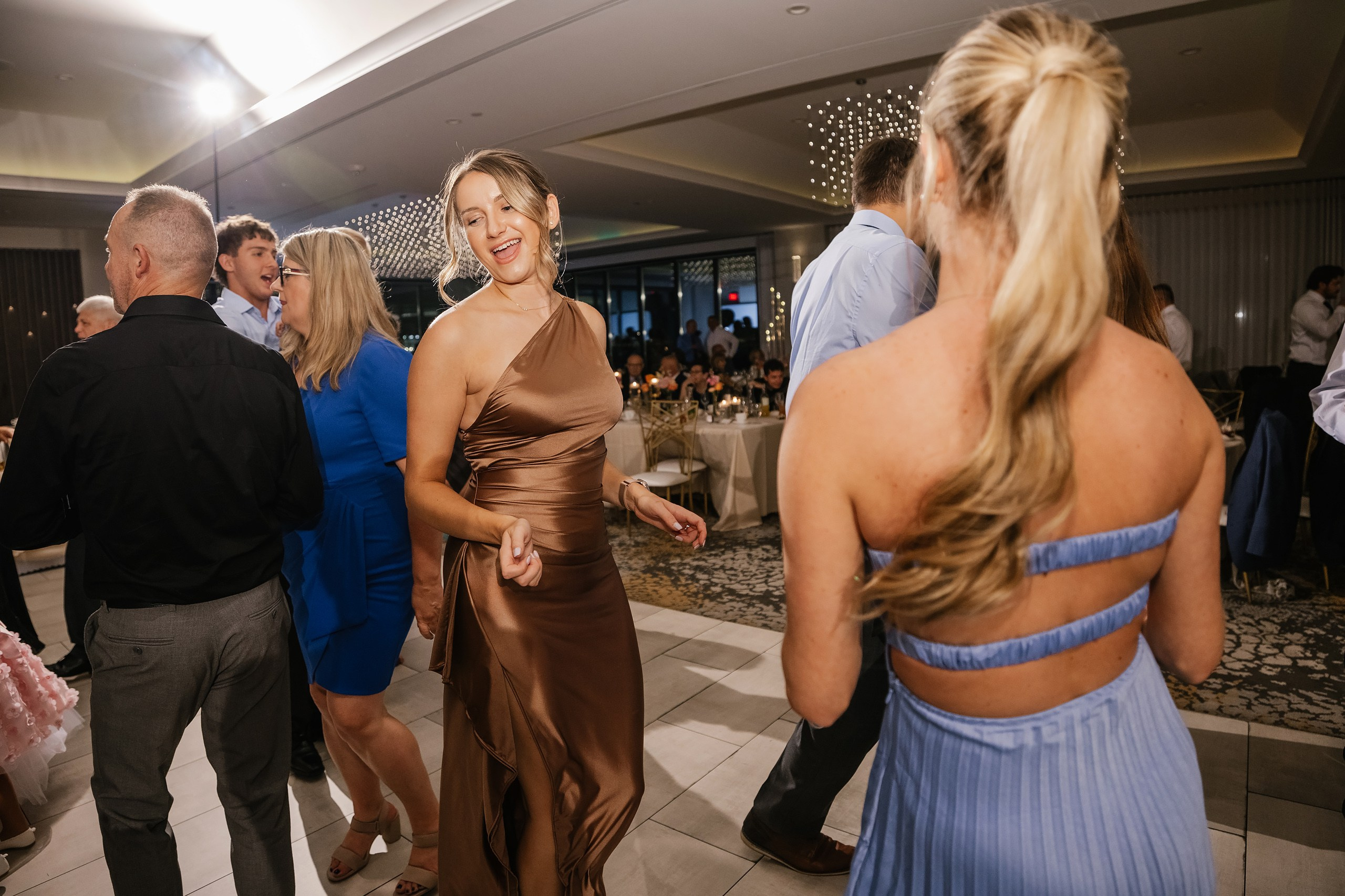 09.06.2025 Wedding. Wedding family event photographer in Chicago Nick Yushevich