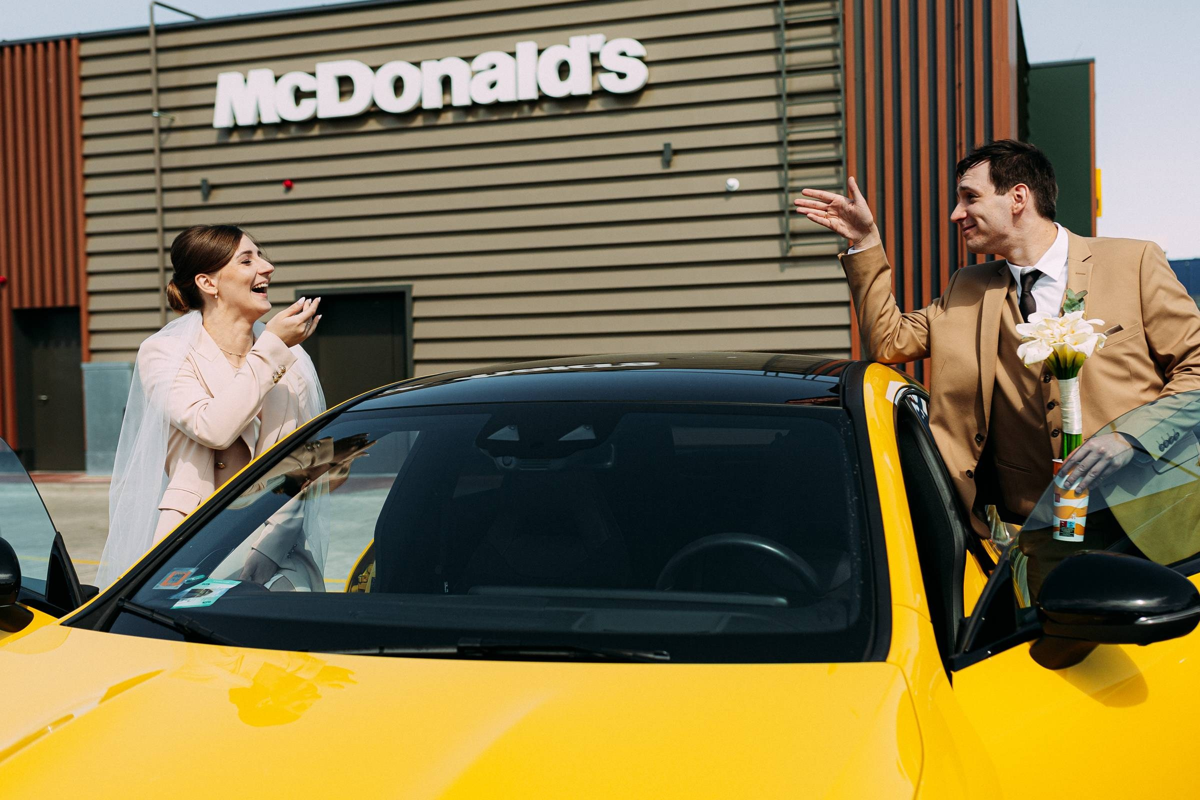 DZELTENAIS VAIRO PRIEKU