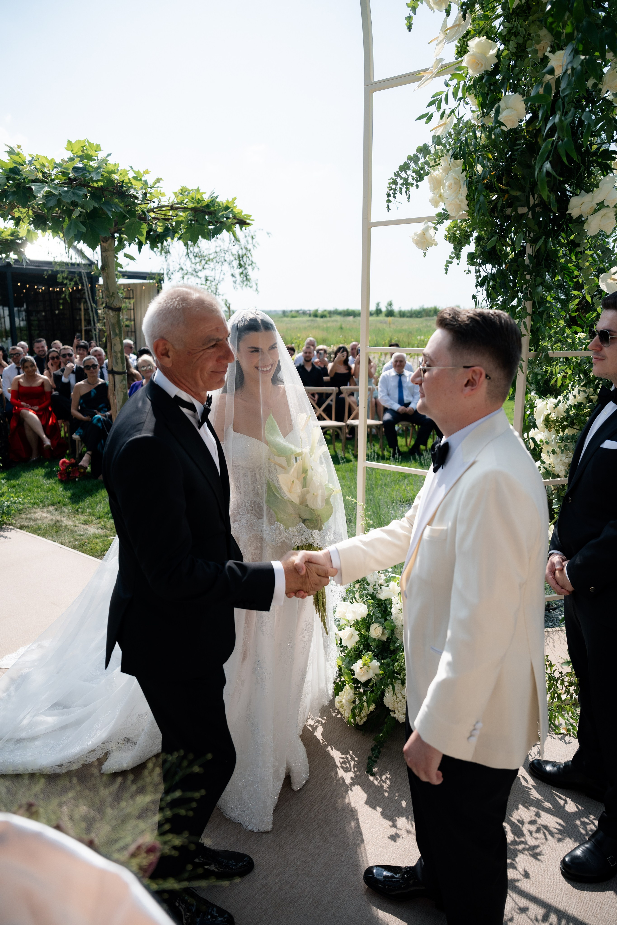 Diana & Octavian. Fotograf de nuntă Alex Pasarelu