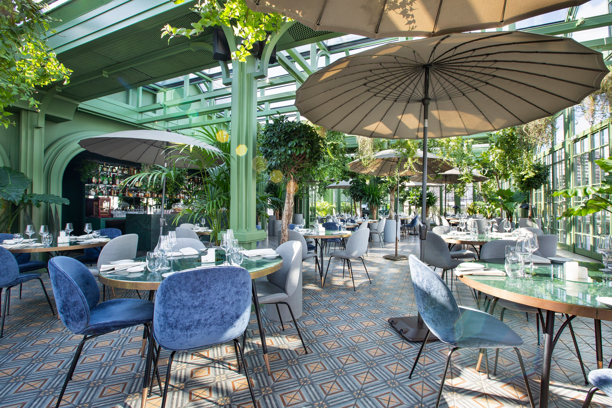 L’Avenue restaurant. Elmar Mustafazadeh Photography