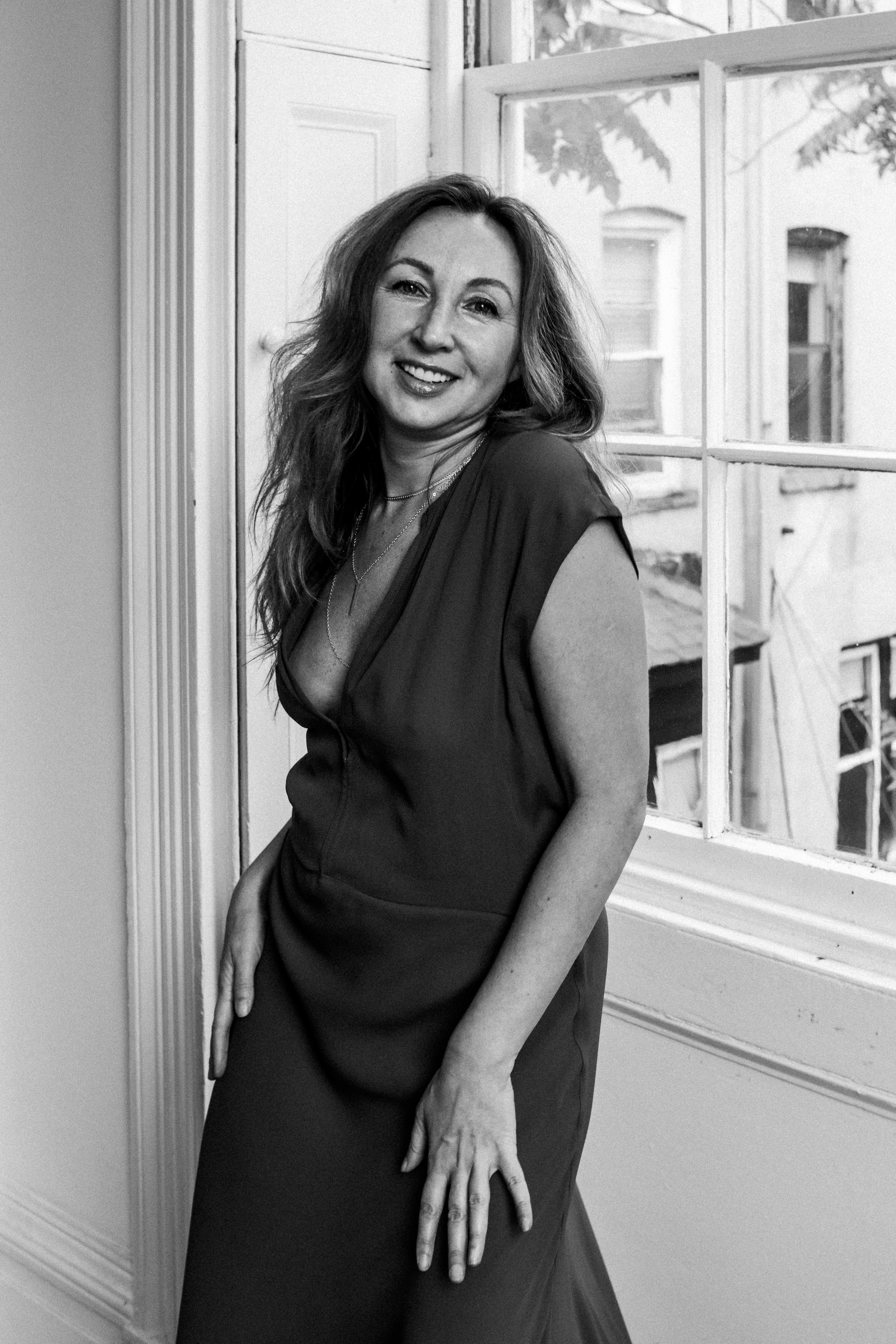 K. Rawnoir- Portrait photography by Daria Paliy.Timeless black&white portraits of women in NYC area