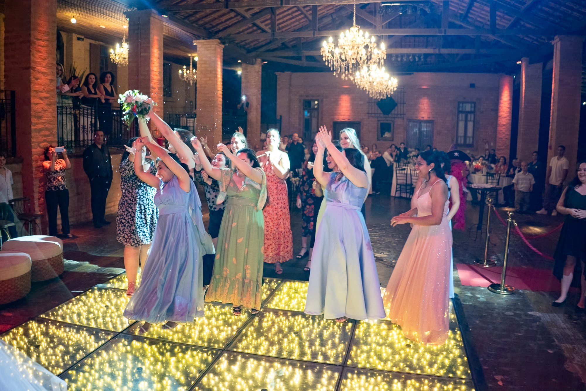 Casamento Geo e Renan — Igreja e Alvorada. Fotógrafo de casamento e Filmmaker de casamento