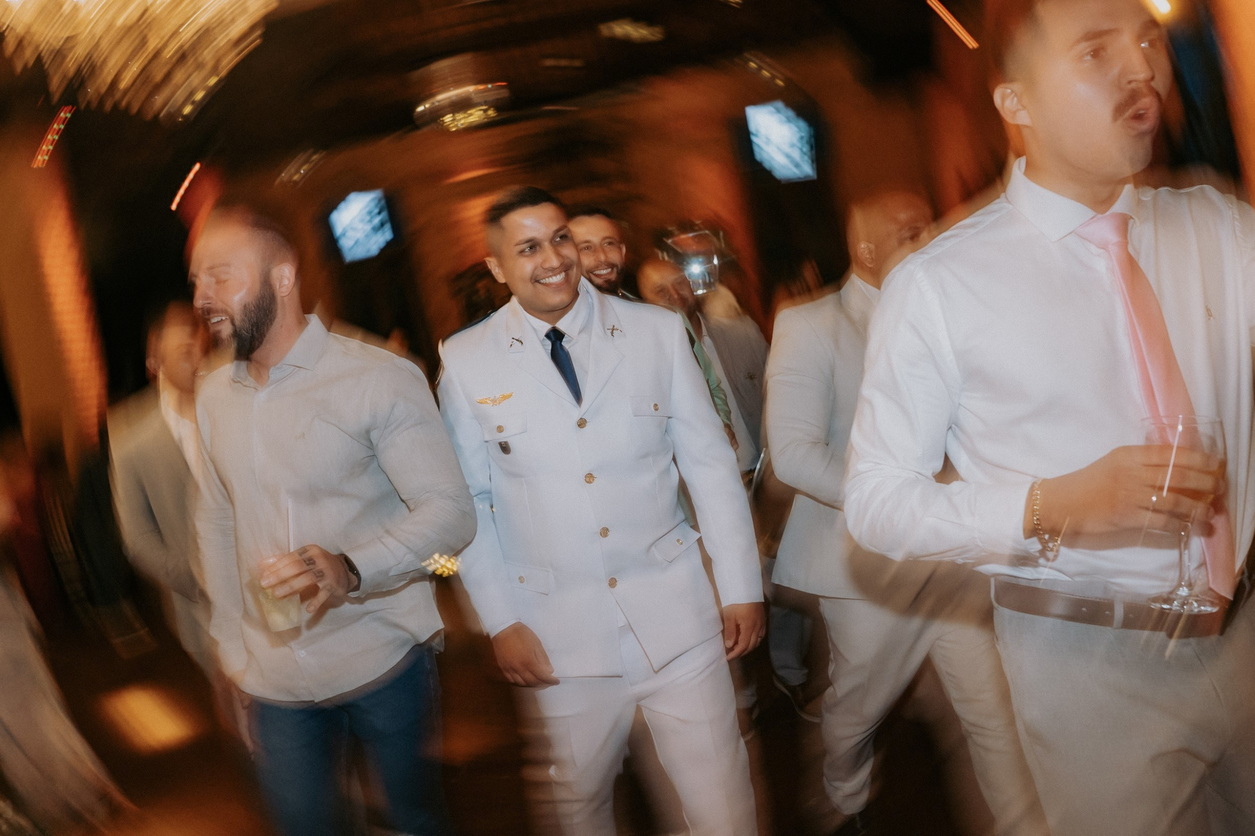 Casamento Isadora e Icaro — Alvorada. Fotógrafo de casamento e Filmmaker de casamento