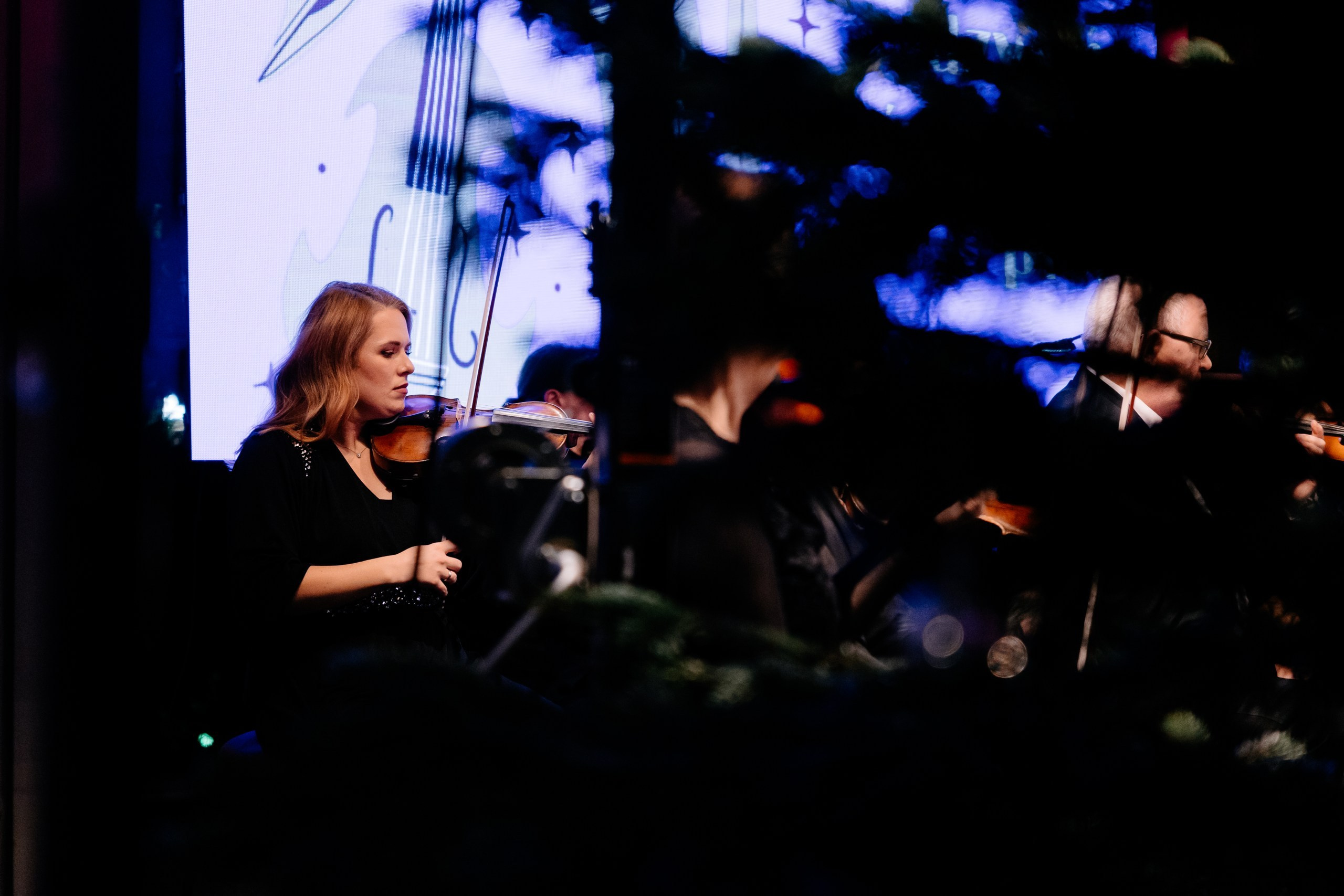 Opera Leśna. Fotograf Ślubny Warszawa - Sesje Biznesowe Rodzinne Eventy