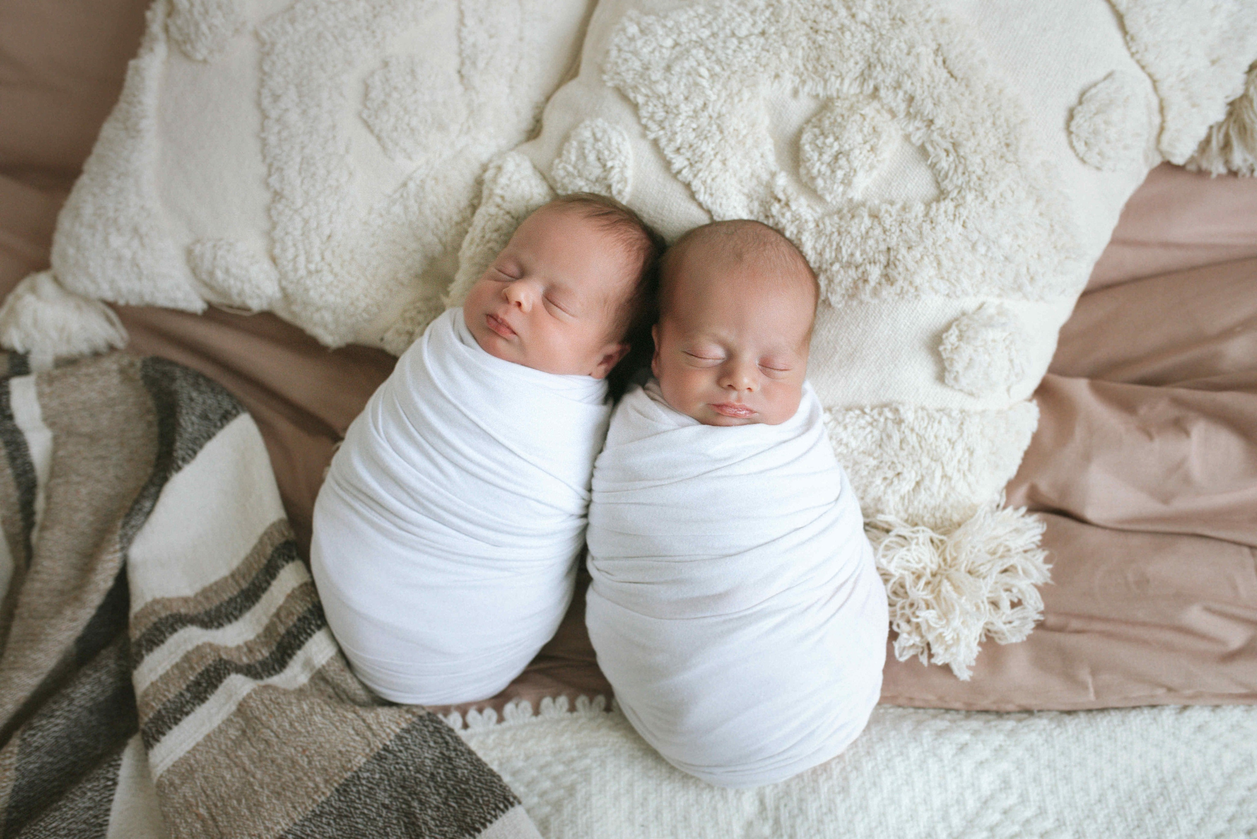 David Anastasia 21 day. Newborn, Maternity & Family Photographer in Charlotte, North Carolina | Arhipova Julia