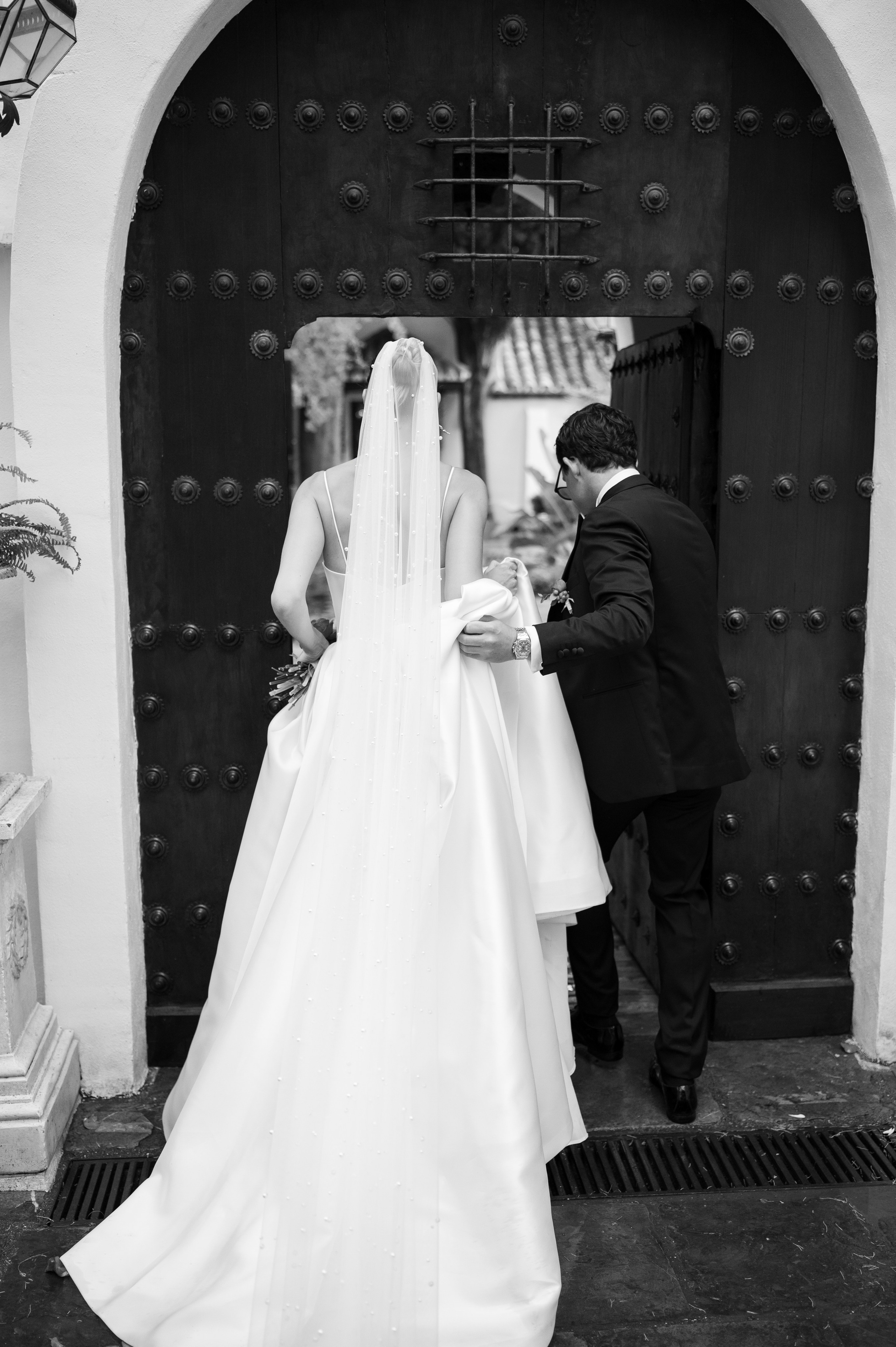 Nico & Mira. Wedding photographer in Spain