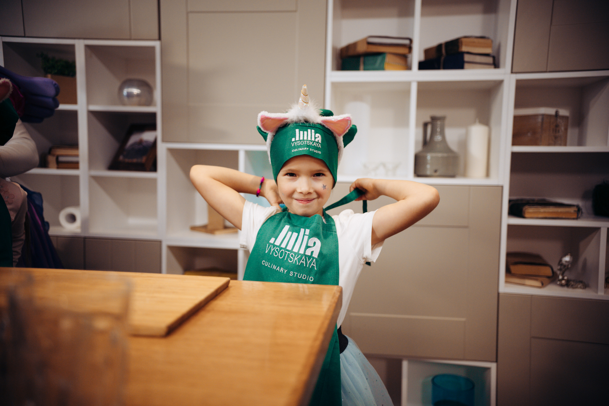 The kitchen studio of Y. Vysotskaya. Kids birthday. Photographer Vlad Boytsoff