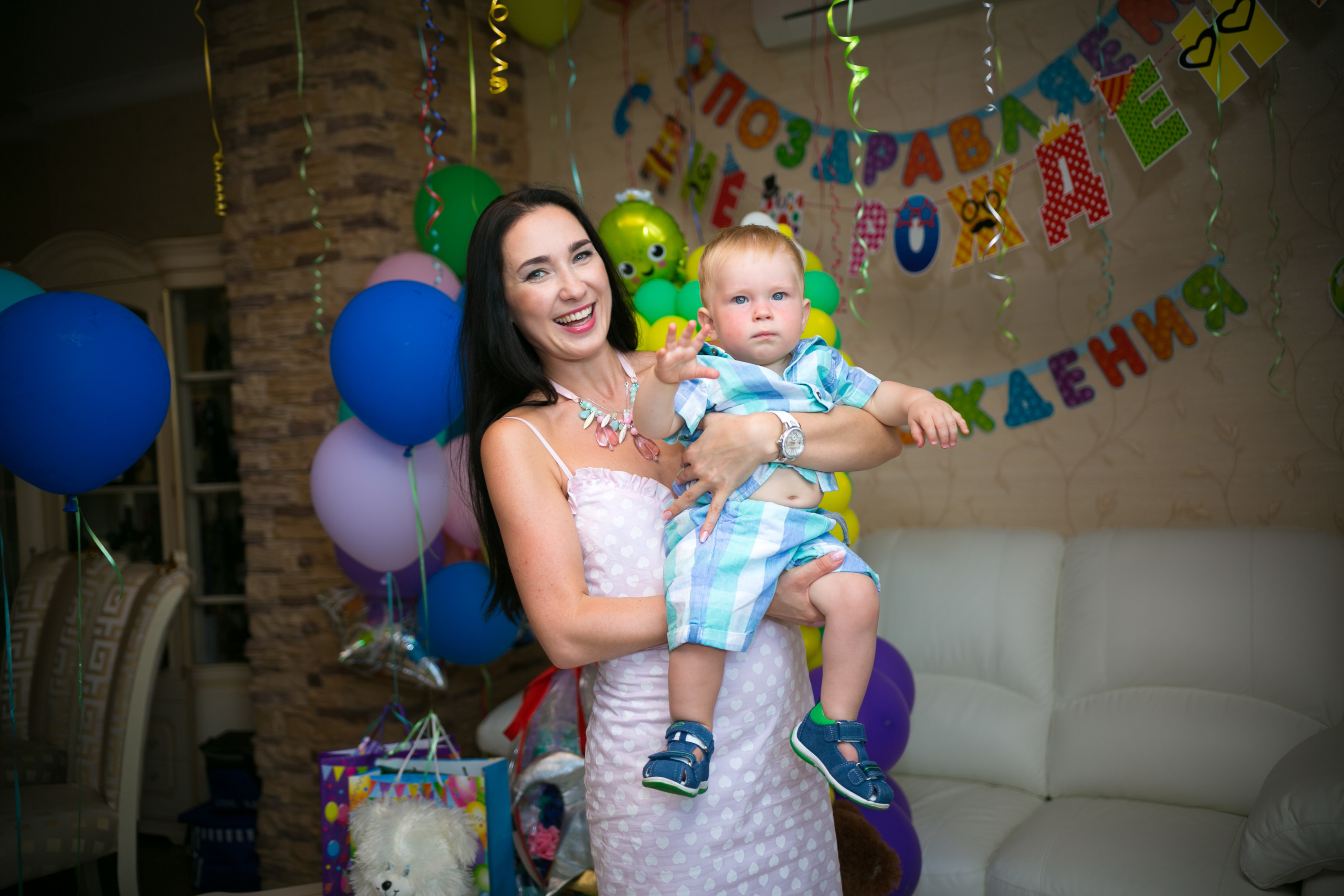 Kids birthday at home. Photographer Vlad Boytsoff