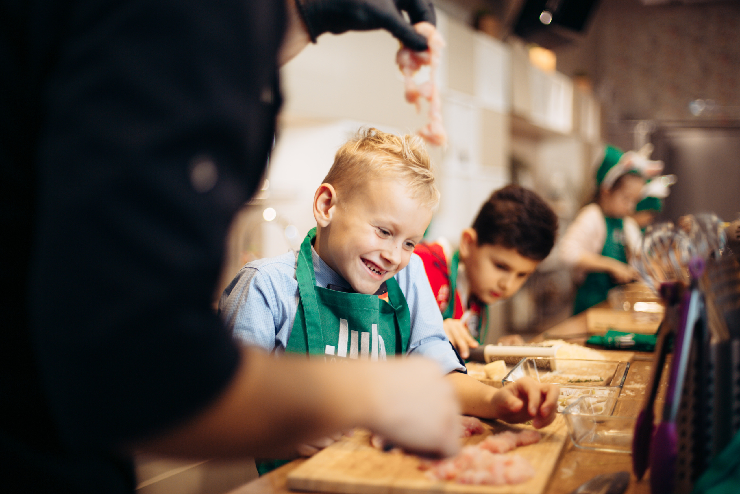 The kitchen studio of Y. Vysotskaya. Kids birthday. Photographer Vlad Boytsoff