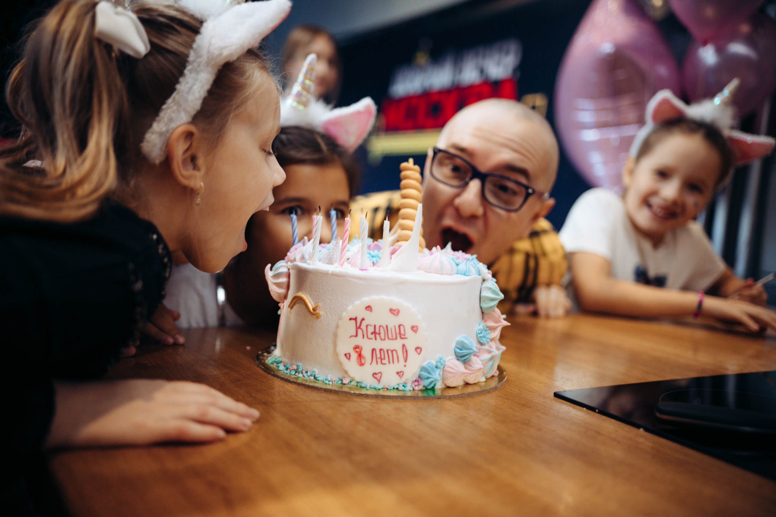 The kitchen studio of Y. Vysotskaya. Kids birthday. Photographer Vlad Boytsoff