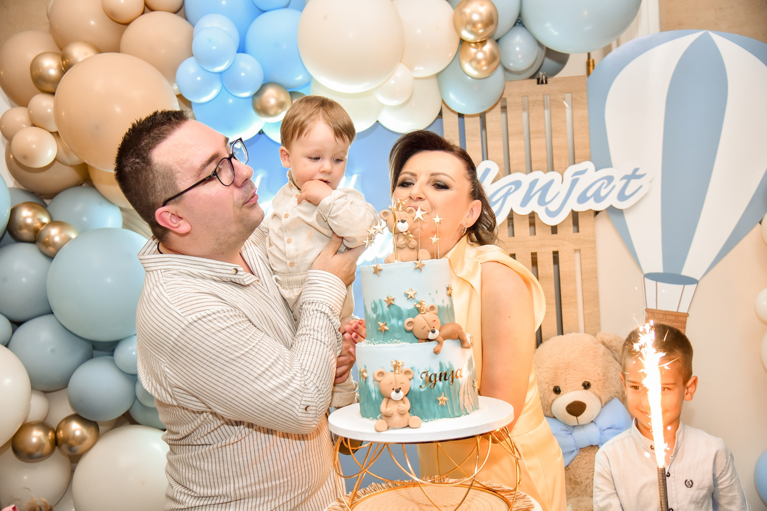 Ignjatov prvi rođendan. Marija Đoković, Belgrade-based family photographer