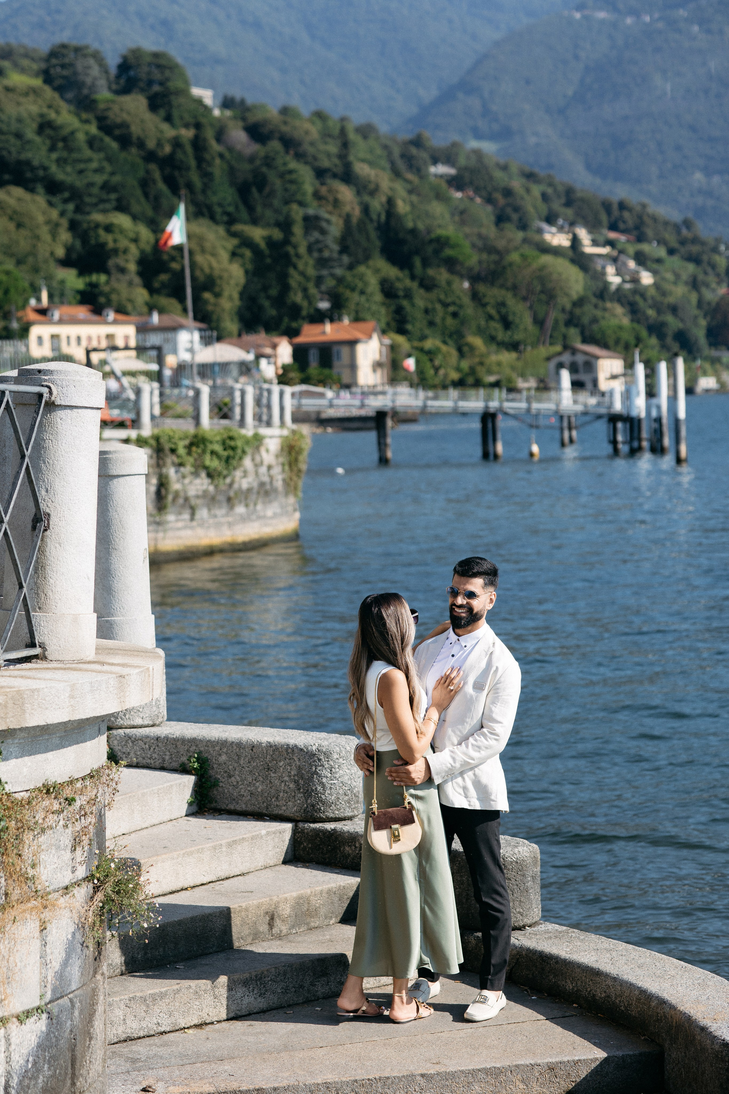 She said yes 💍. Wedding photographer in Italy