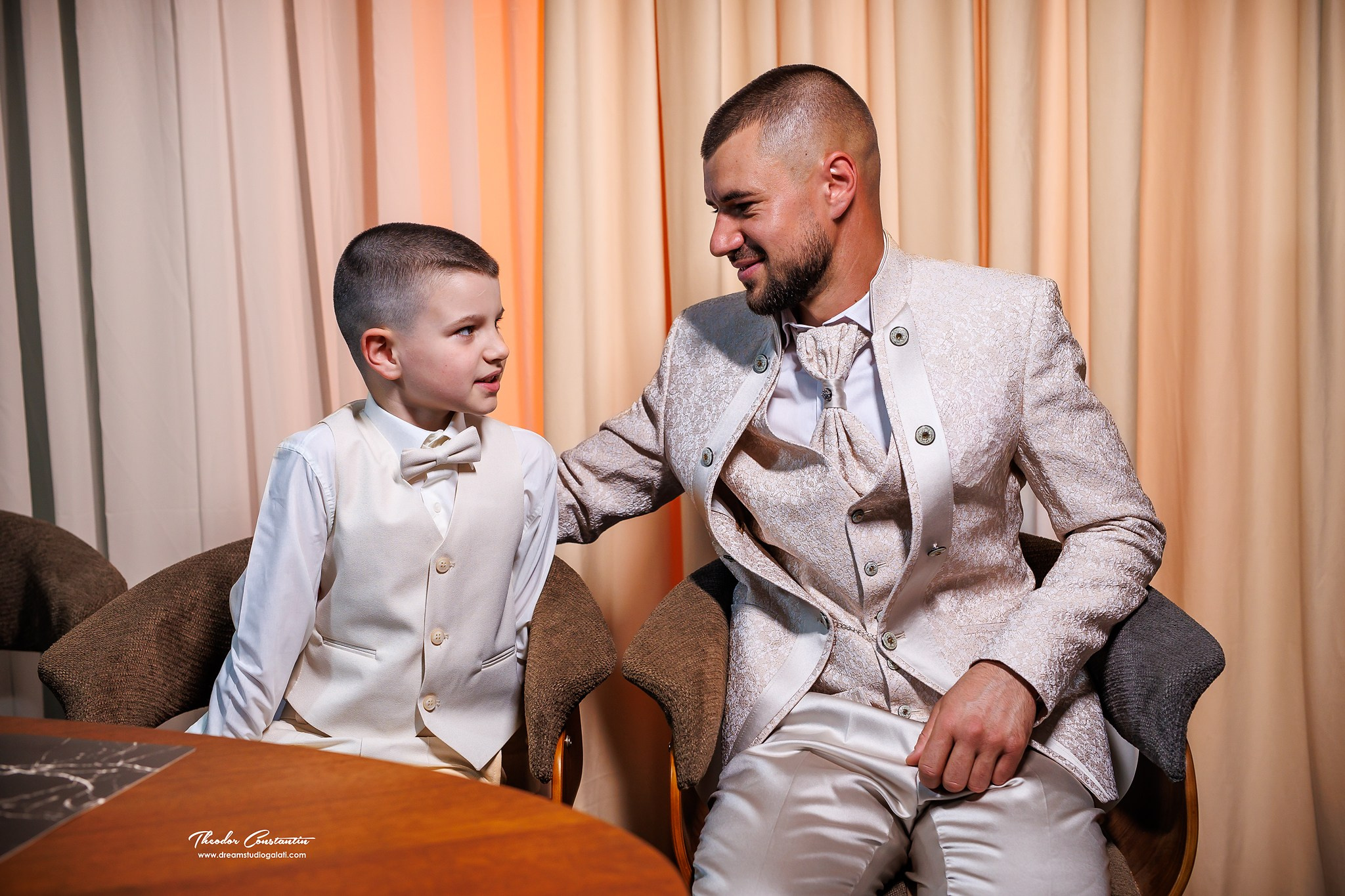 Cadre Interior Miri. Dream Studio Galați – ședințe foto profesionale pentru familie, portrete și evenimente