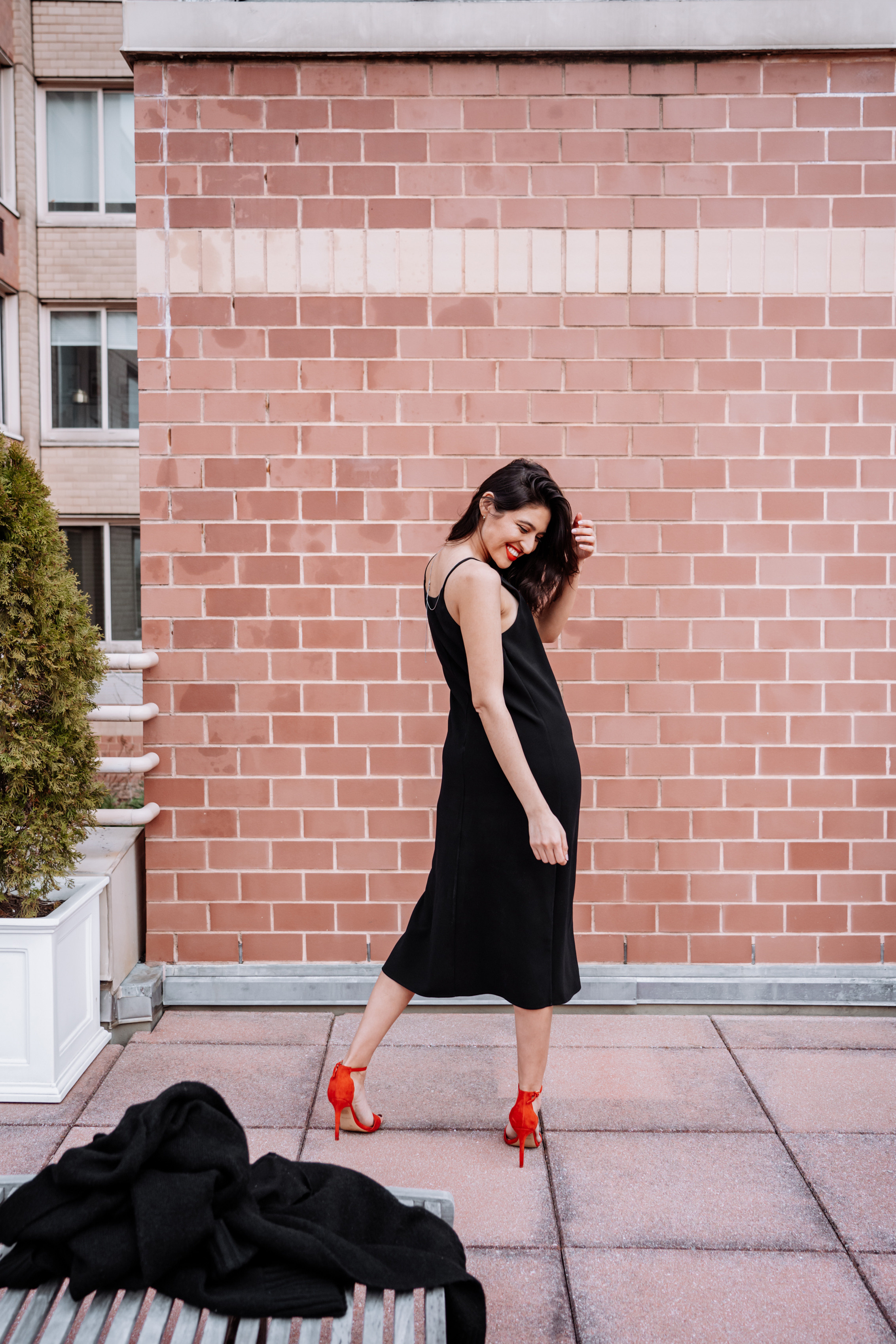 Classic photo session on the roof top. Portrait and wedding photographer in New York