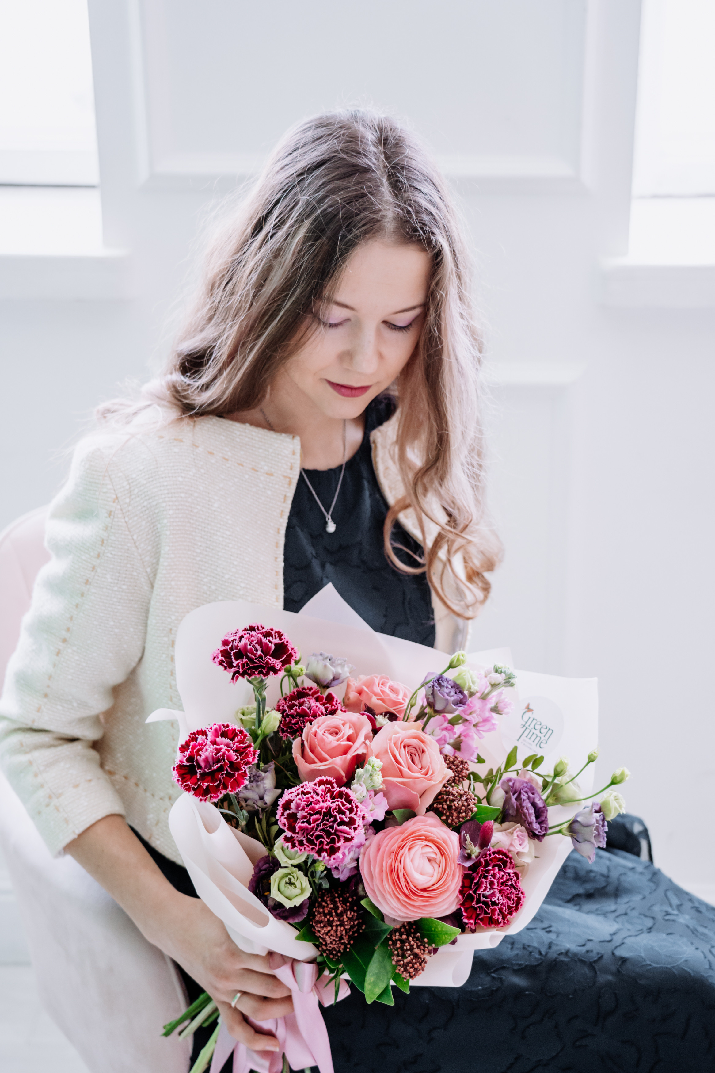 Studio shooting for flower site. Portrait and wedding photographer in New York