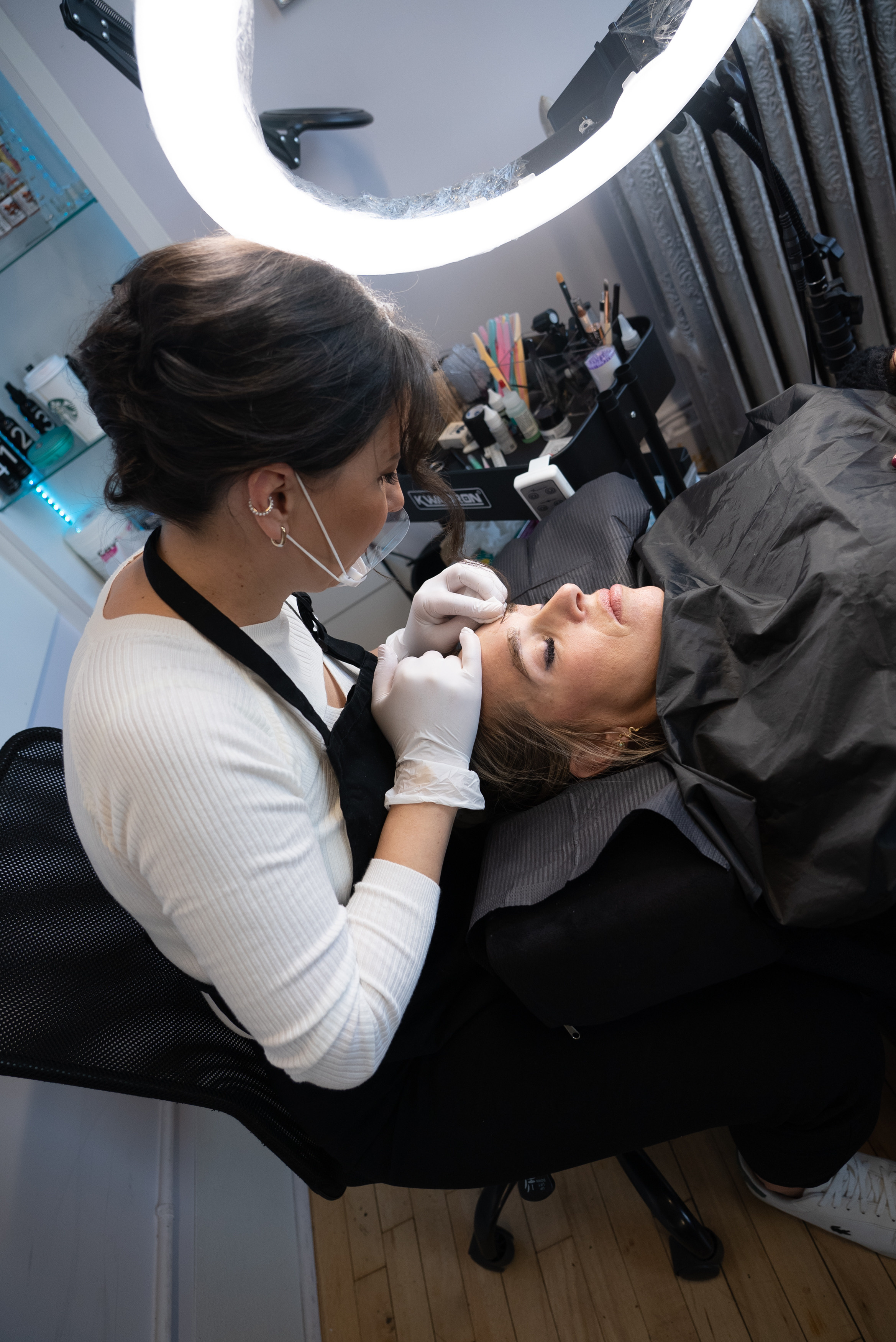 Photo for the master cosmetologist. Portrait and wedding photographer in New York