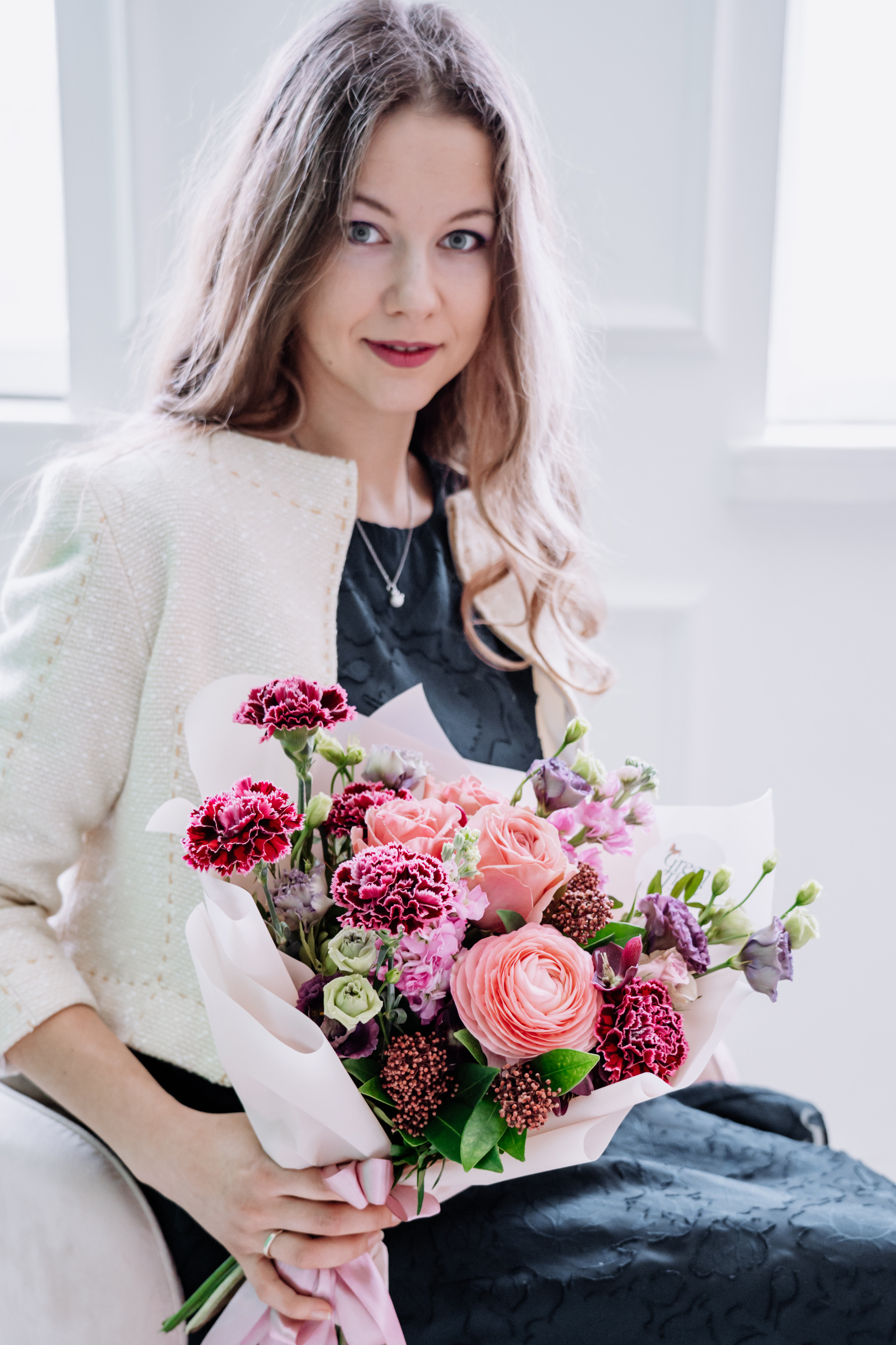 Studio shooting for flower site. Portrait and wedding photographer in New York