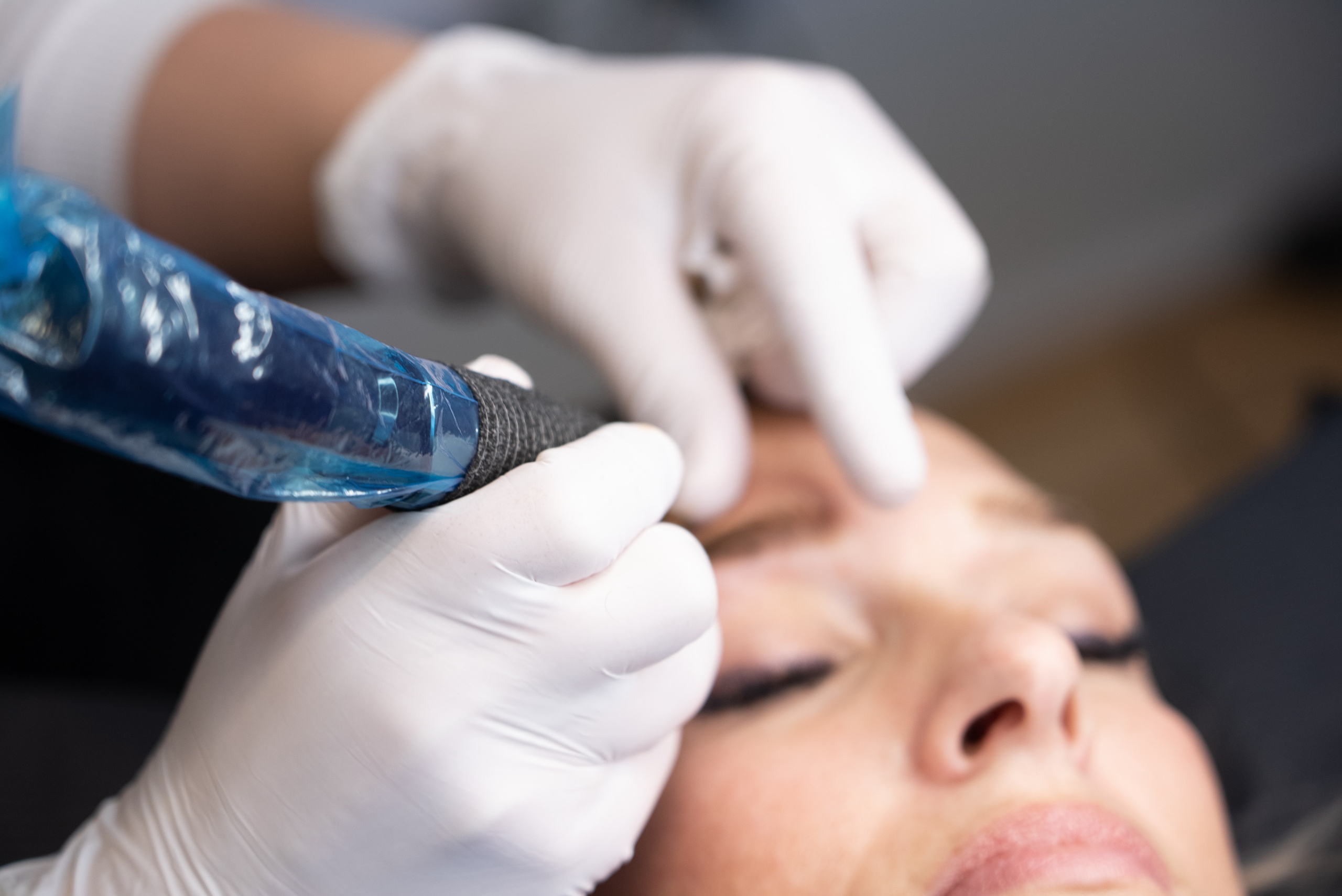 Photo for the master cosmetologist. Portrait and wedding photographer in New York