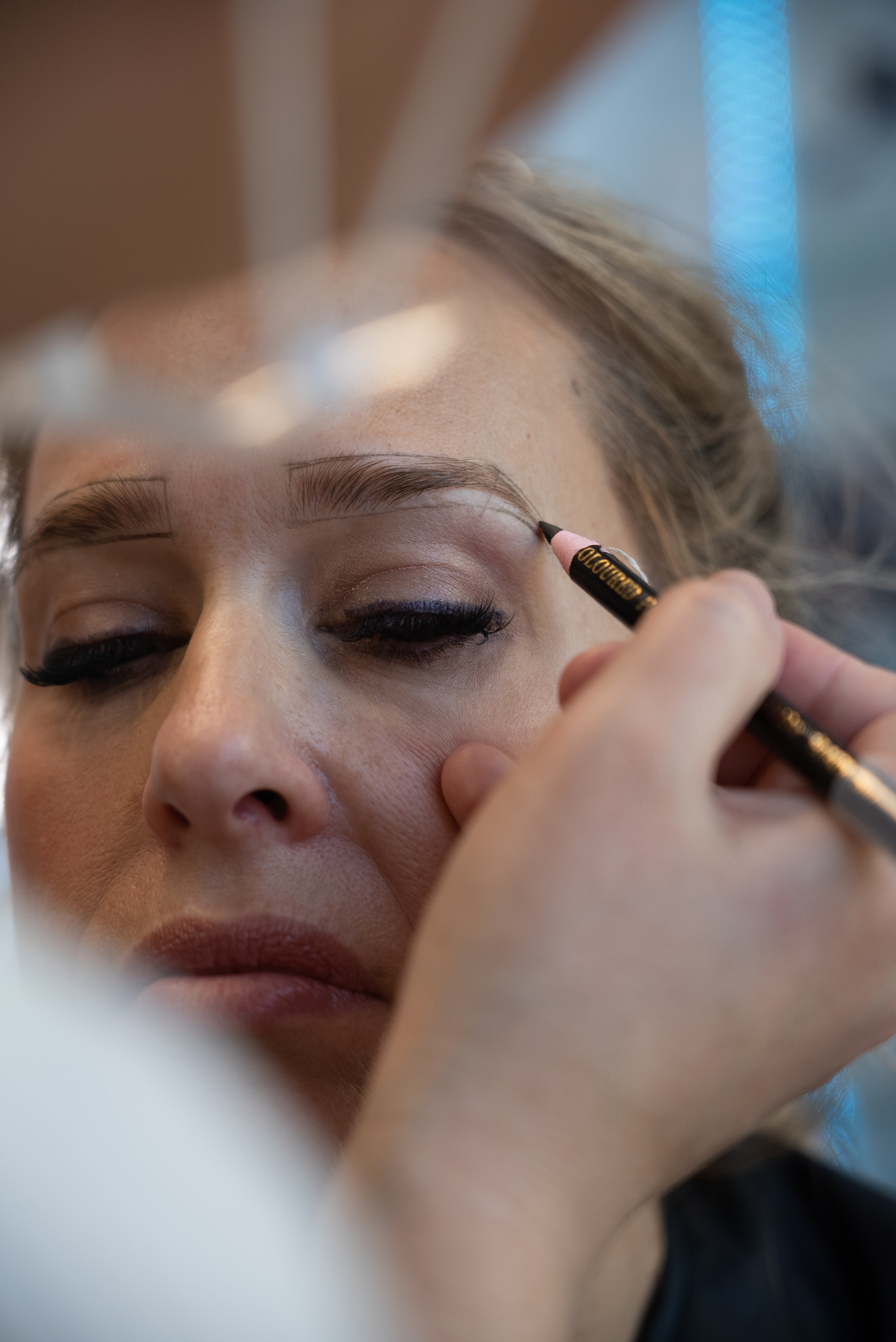 Photo for the master cosmetologist. Portrait and wedding photographer in New York