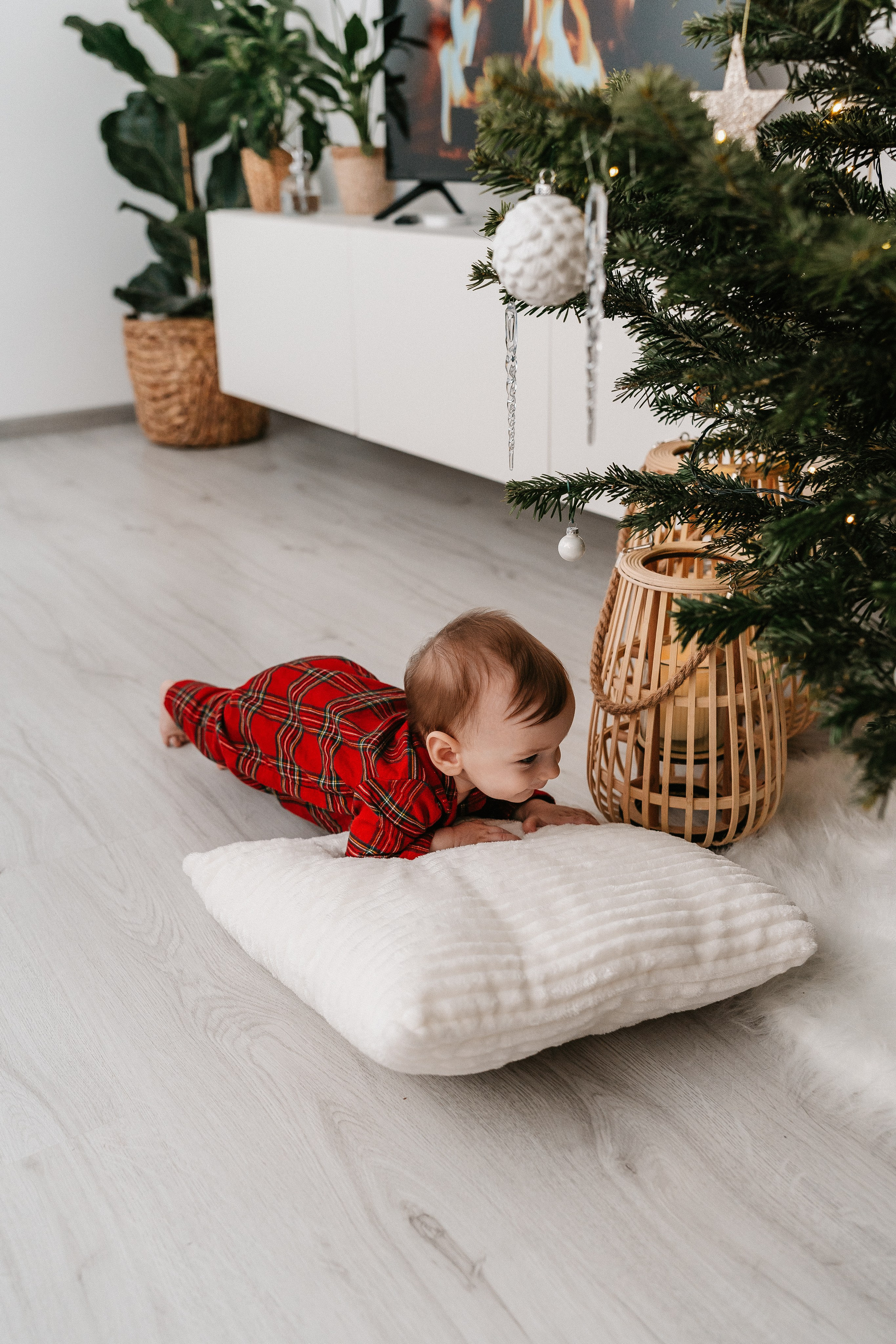 Ducuții — Crăciun. Dara Lens | The art of remembering