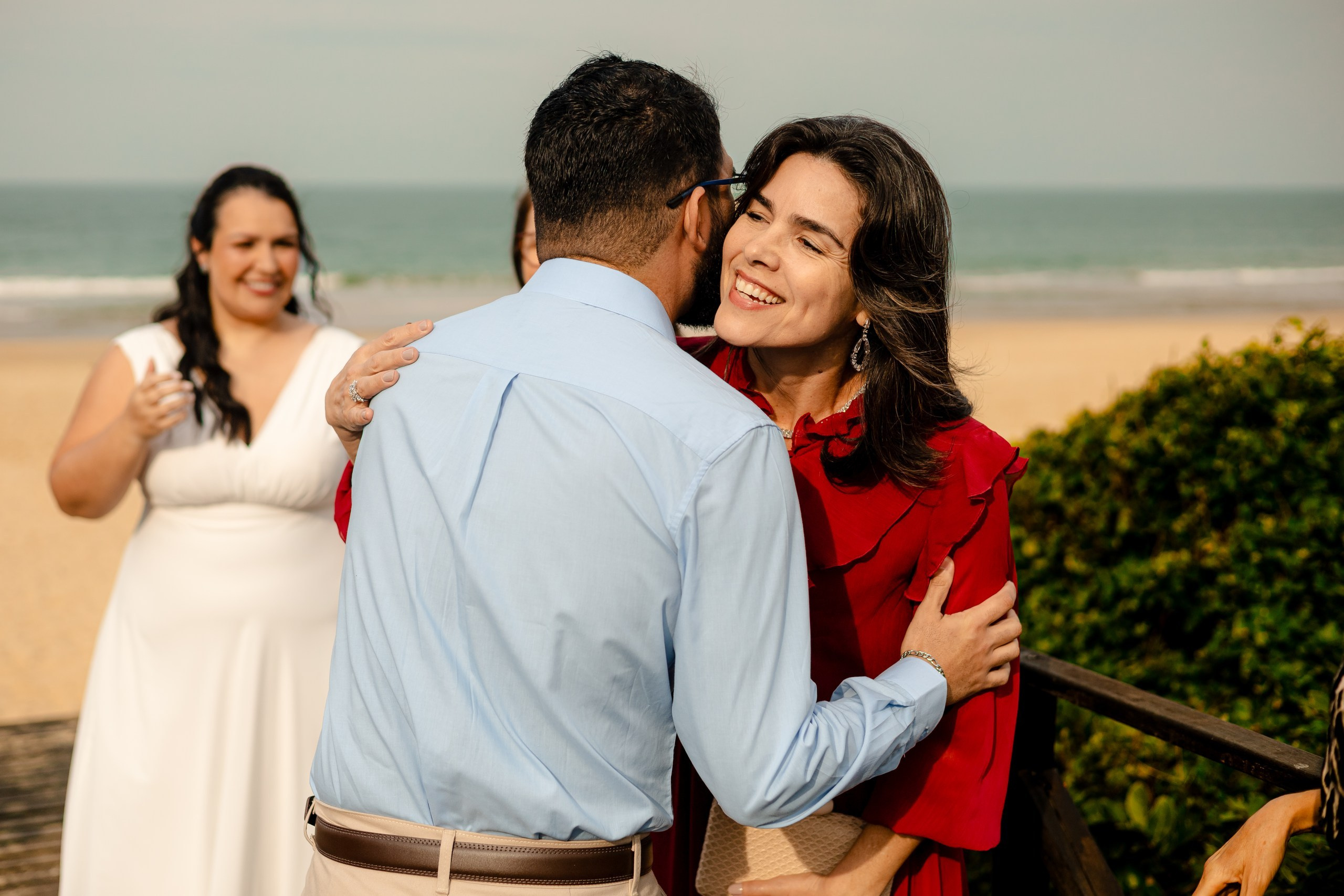 Casamento intimista na Praia Brava em Itajaí da Edilaine e do Lennon