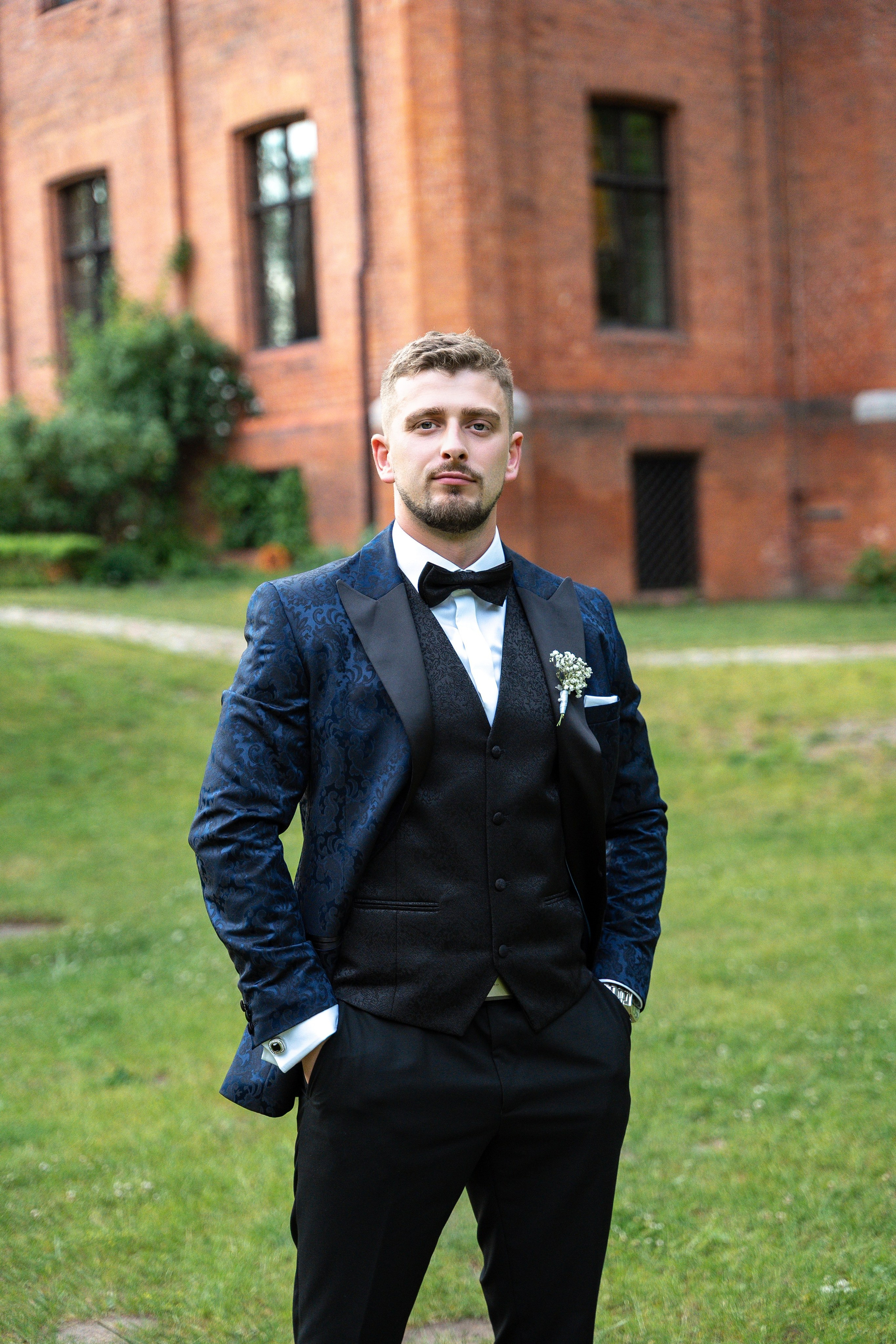 E&N: Zamek w Rzucewie. SL Wedding Photo — Editorial, Elegant & Timeless Wedding Photography in Poland and Across Europe