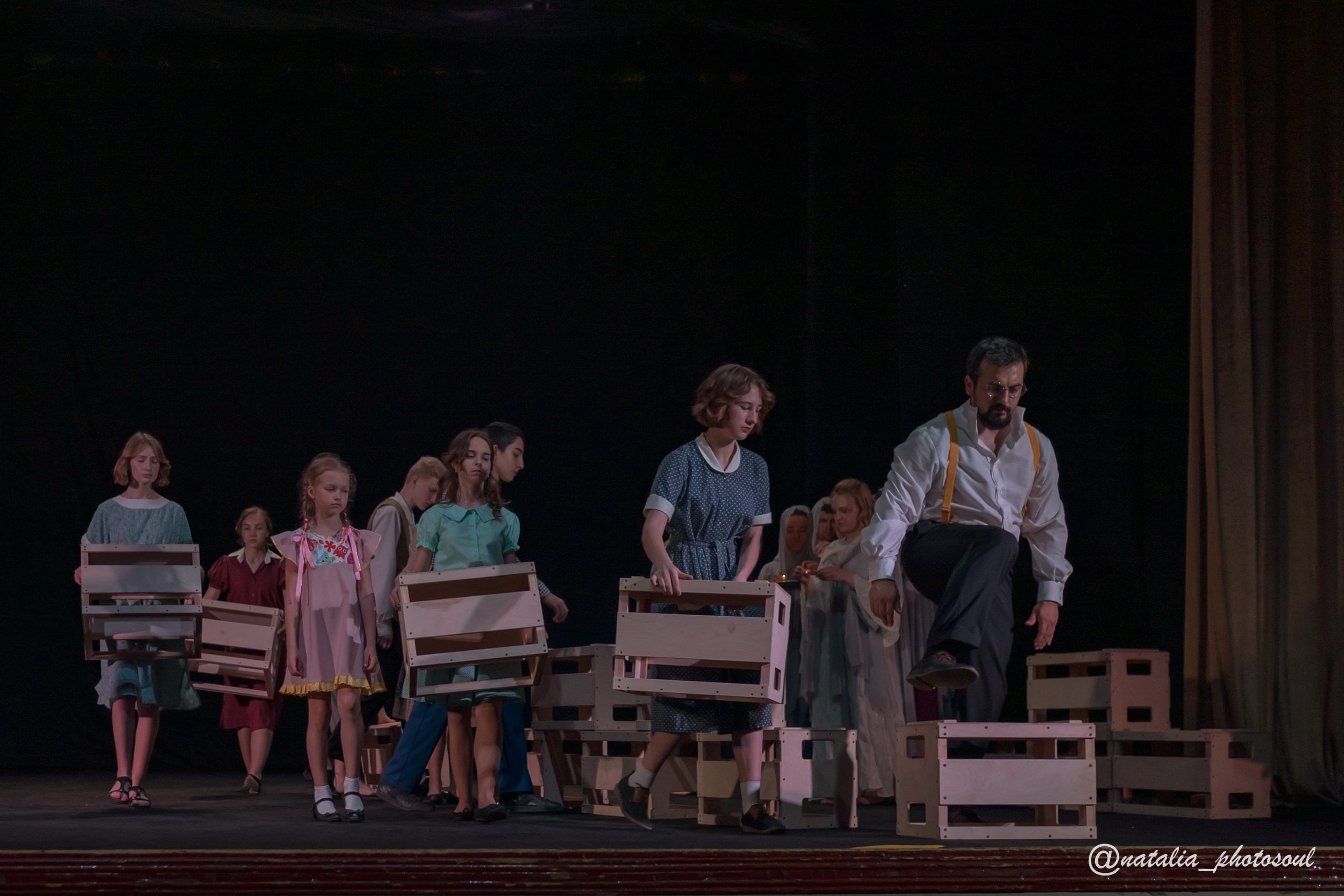 Performance “Our Town” School and Theater “Artist”. Photographer in Seoul Dobrokvashina Natalya