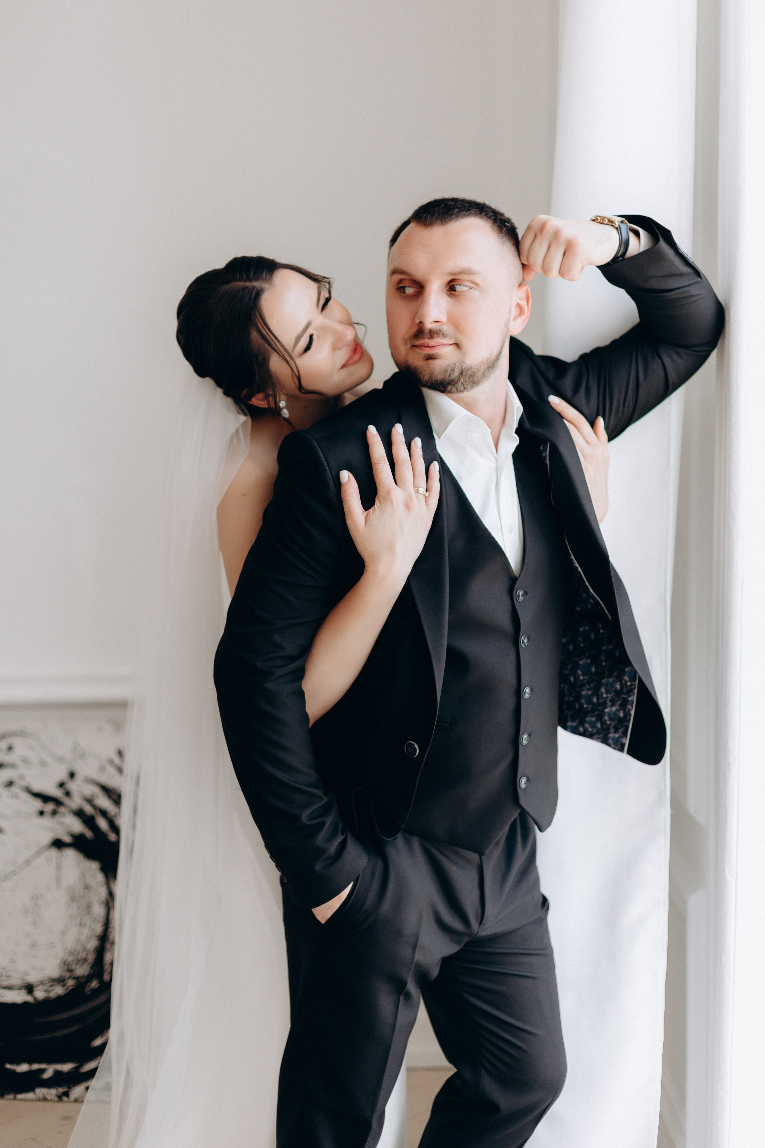 White Wedding. Wedding and Family Photograph