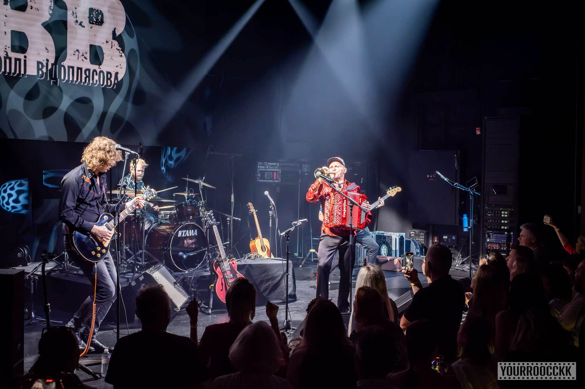 BB / VOPLI VIDOPLIASSOVA. Reportage concert portrait photography in the San Francisco Bay Area