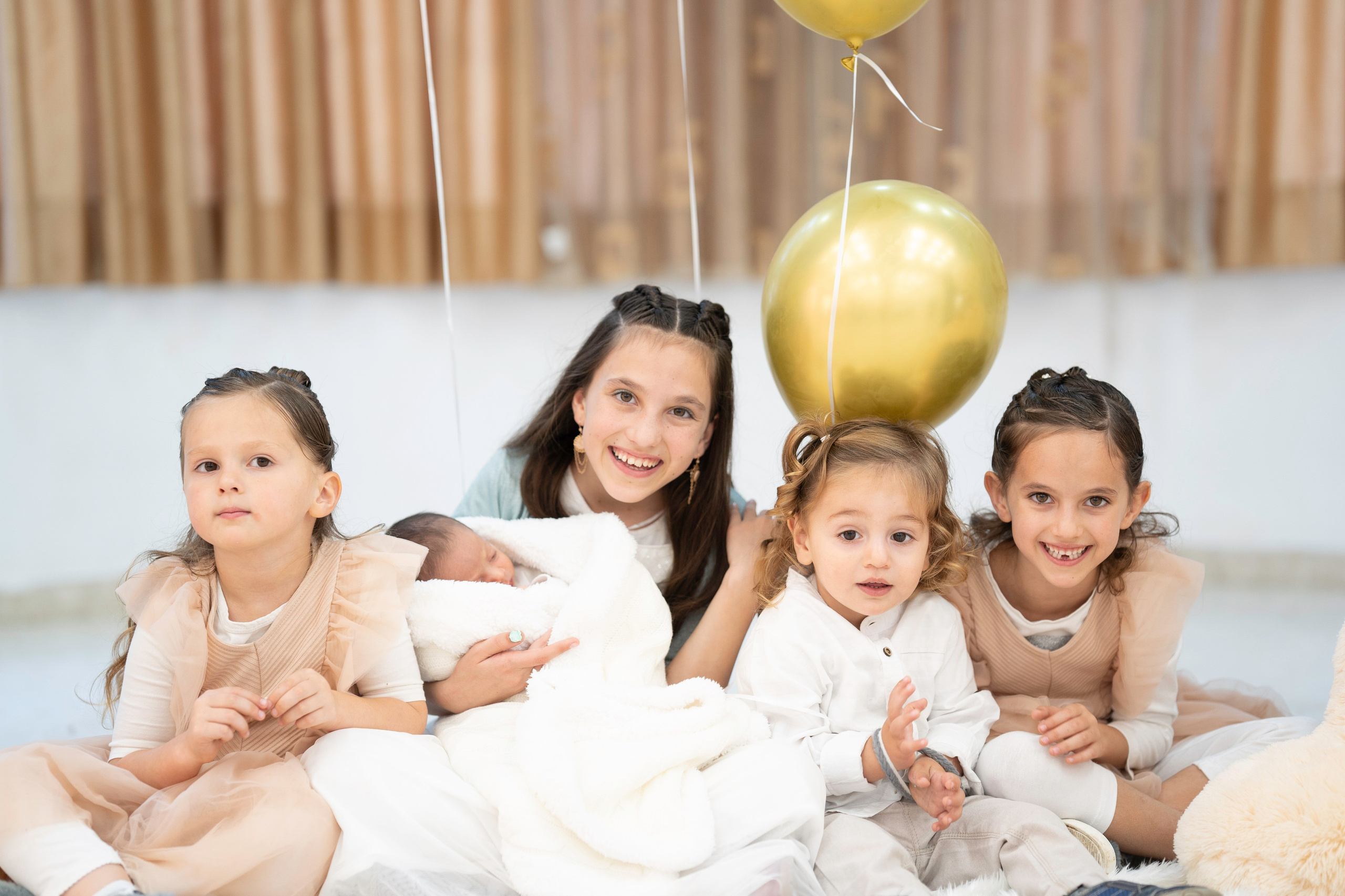 הברית של יוסף וחנה. יוסף מזרחי צילום חתונה, ברית וזוגיות. צלם מקצועי שאוהב להוציא אתכם הכי יפים ברגעים הכי מרגשים