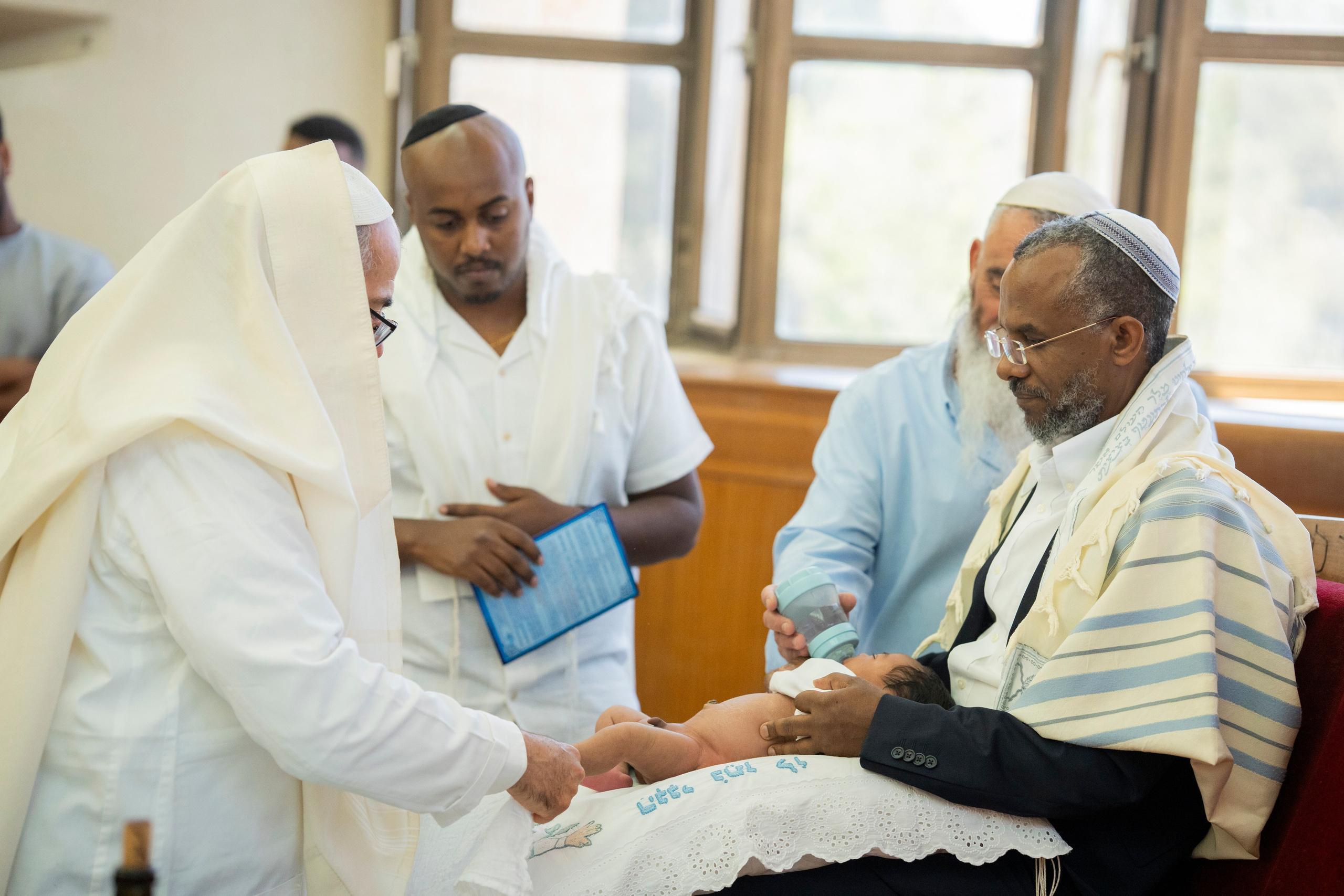 משפחת סלומון. יוסף מזרחי צילום חתונה, ברית וזוגיות. צלם מקצועי שאוהב להוציא אתכם הכי יפים ברגעים הכי מרגשים